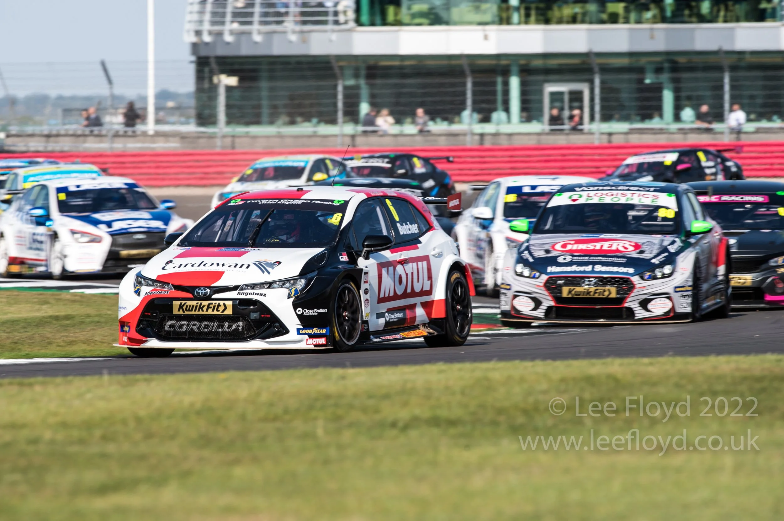 BTCC Silverstone 4-1.jpg
