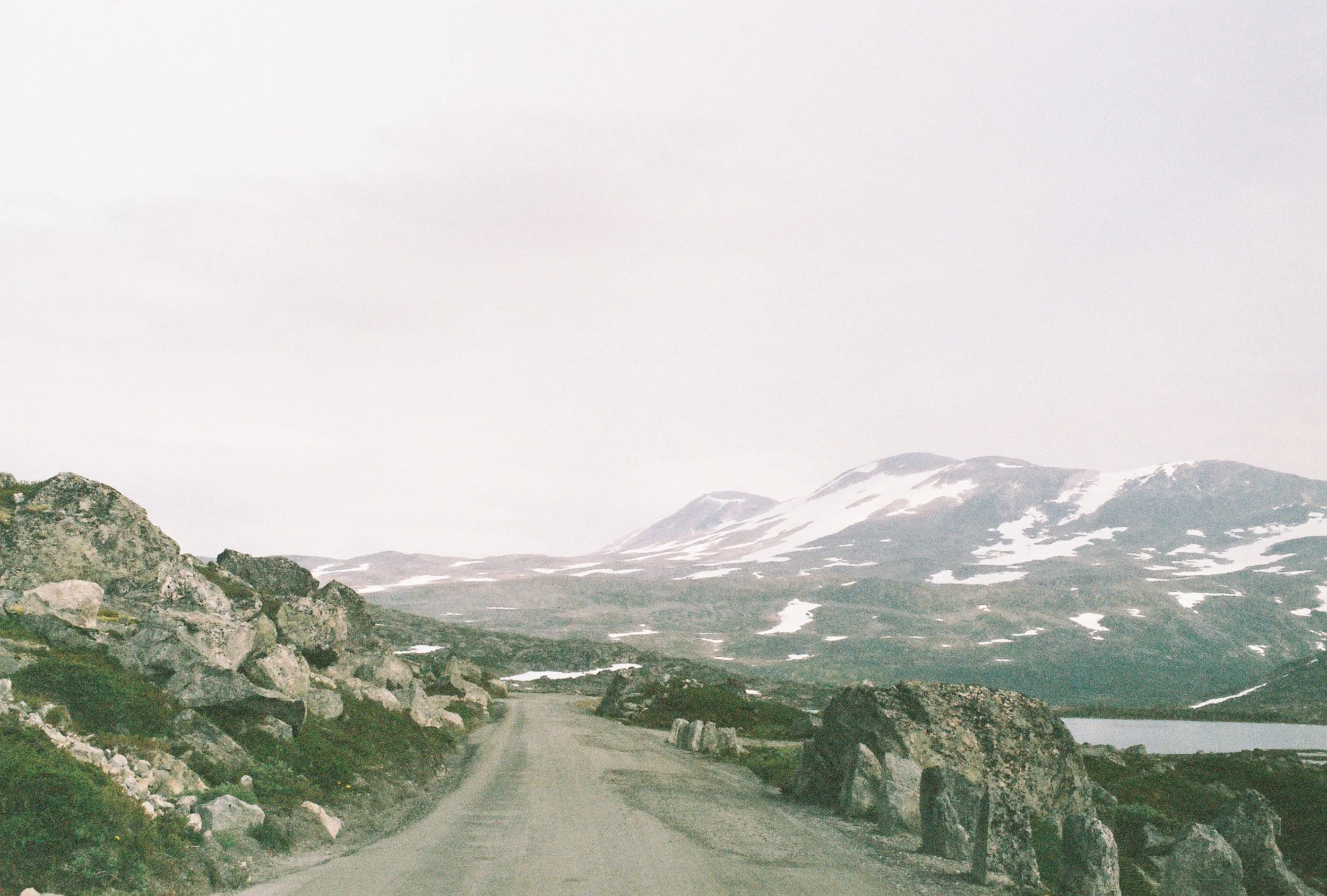 R1-06932-014A.JPG