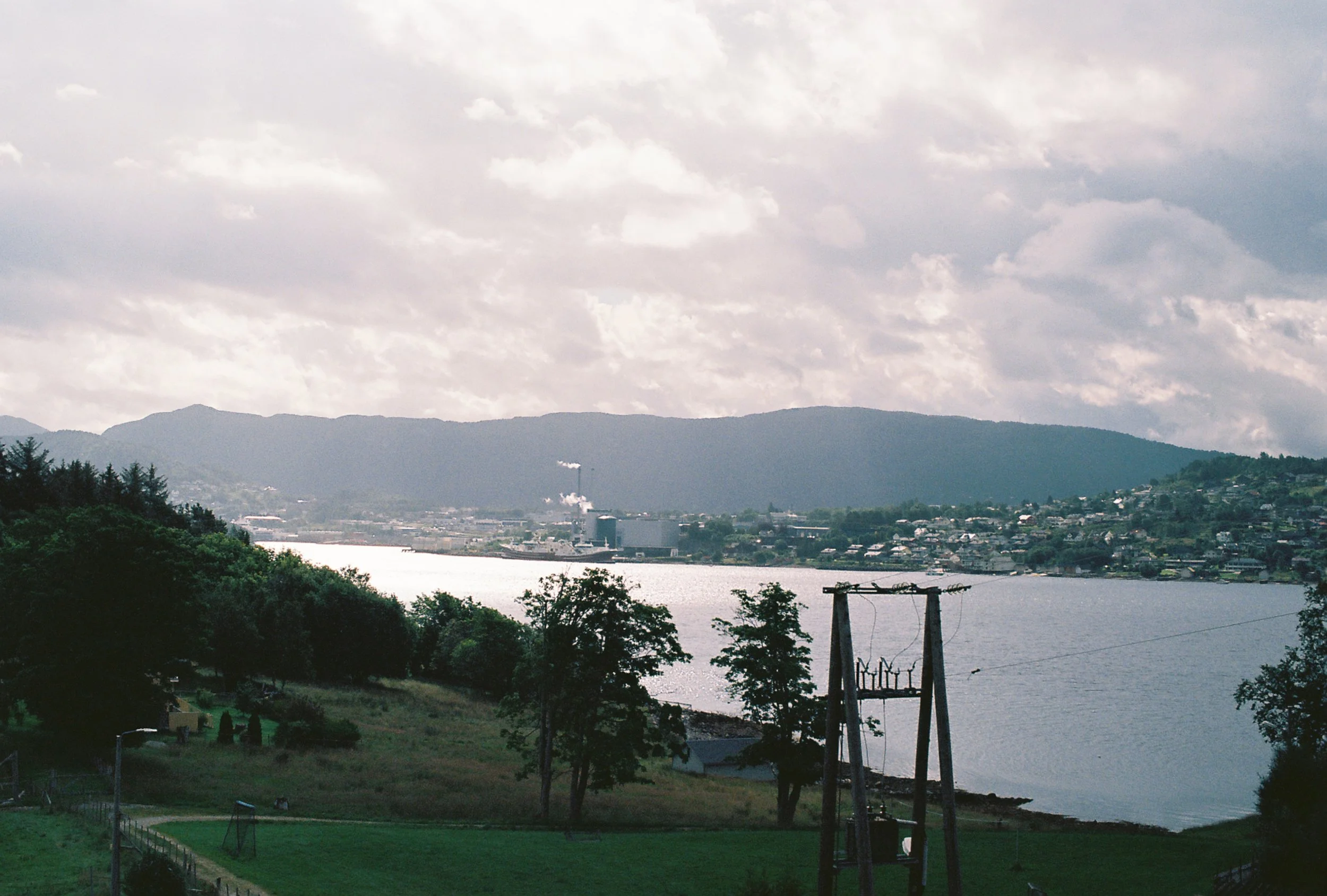 R1-06933-036A.JPG