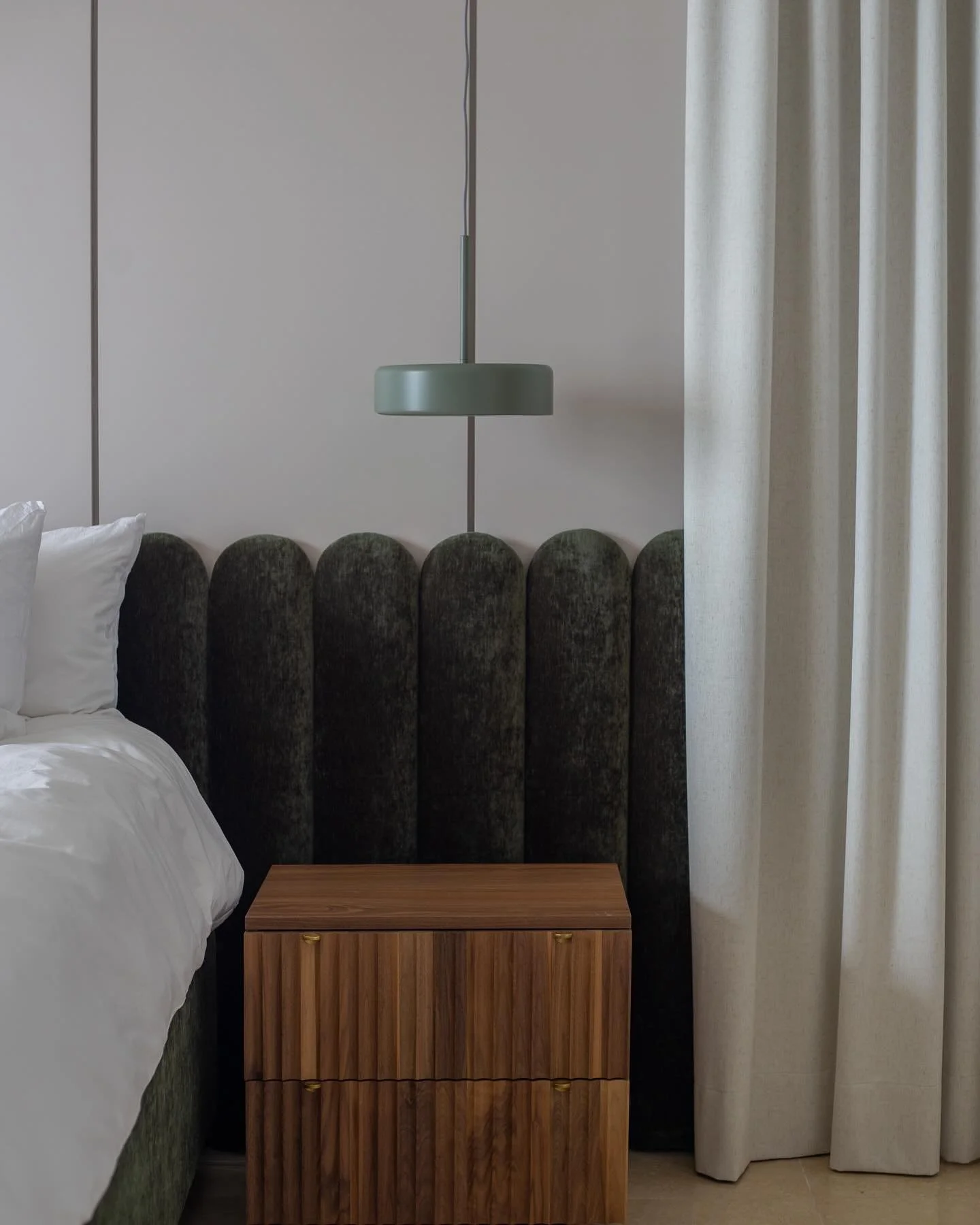 morning in the morning! 

regresando de unas divinas vacaciones, con ganas de quedarme en cama (esta fue la inspi de mi post de hoy!) pero not, vamos back to work y hoy tendremos visita a un querido proyecto for the first timeeeee! ✨✨✨

stayed tune p