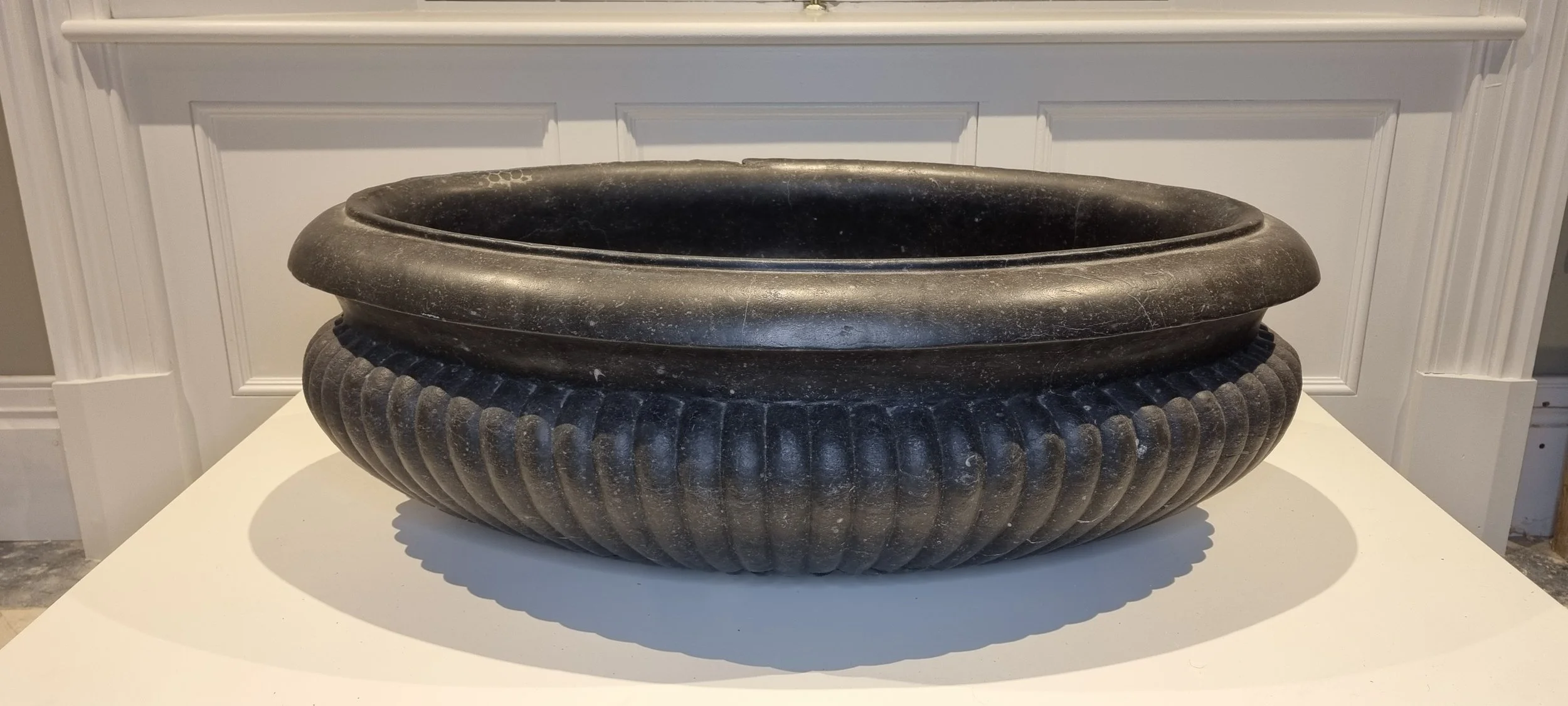 marble-wine-cistern2.jpg