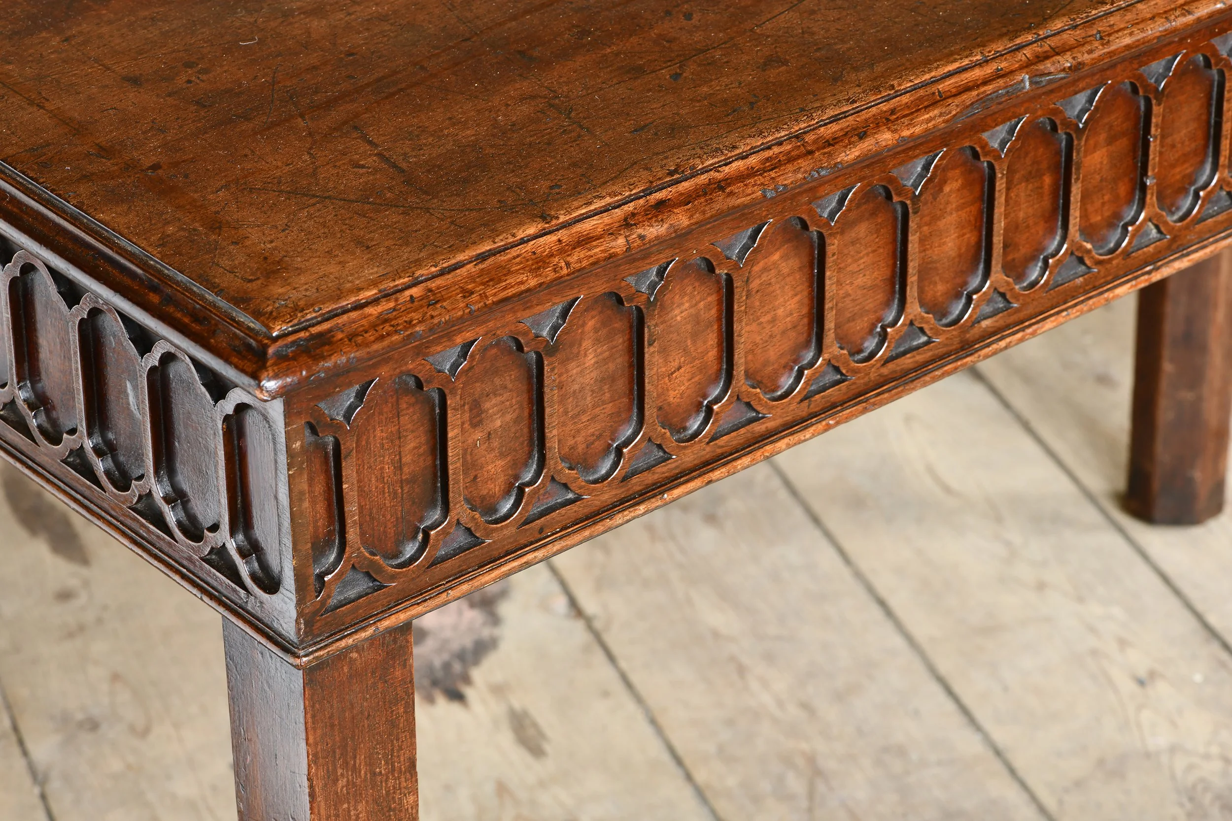 George-fretwork-table2.JPG