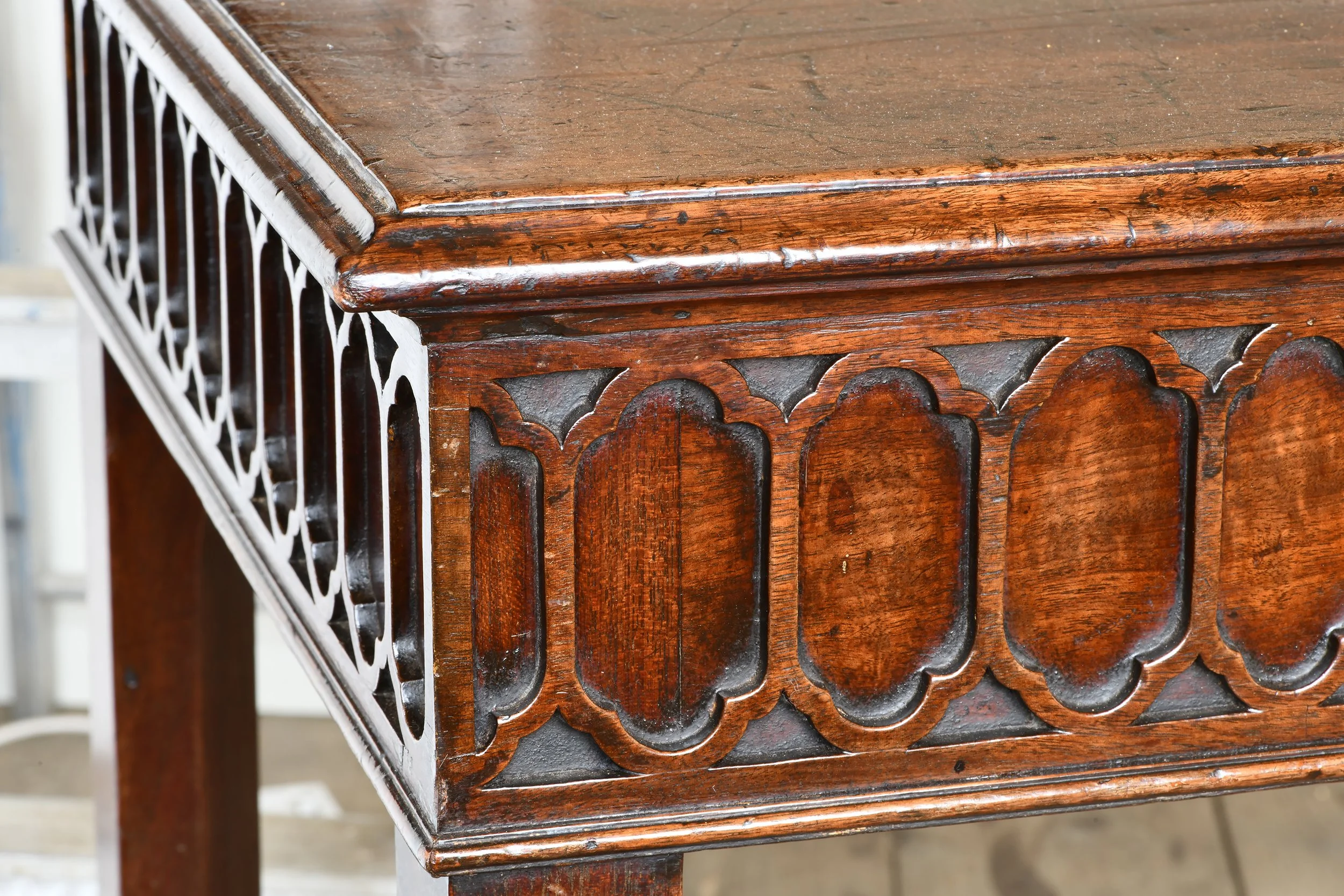 George-fretwork-table4.JPG