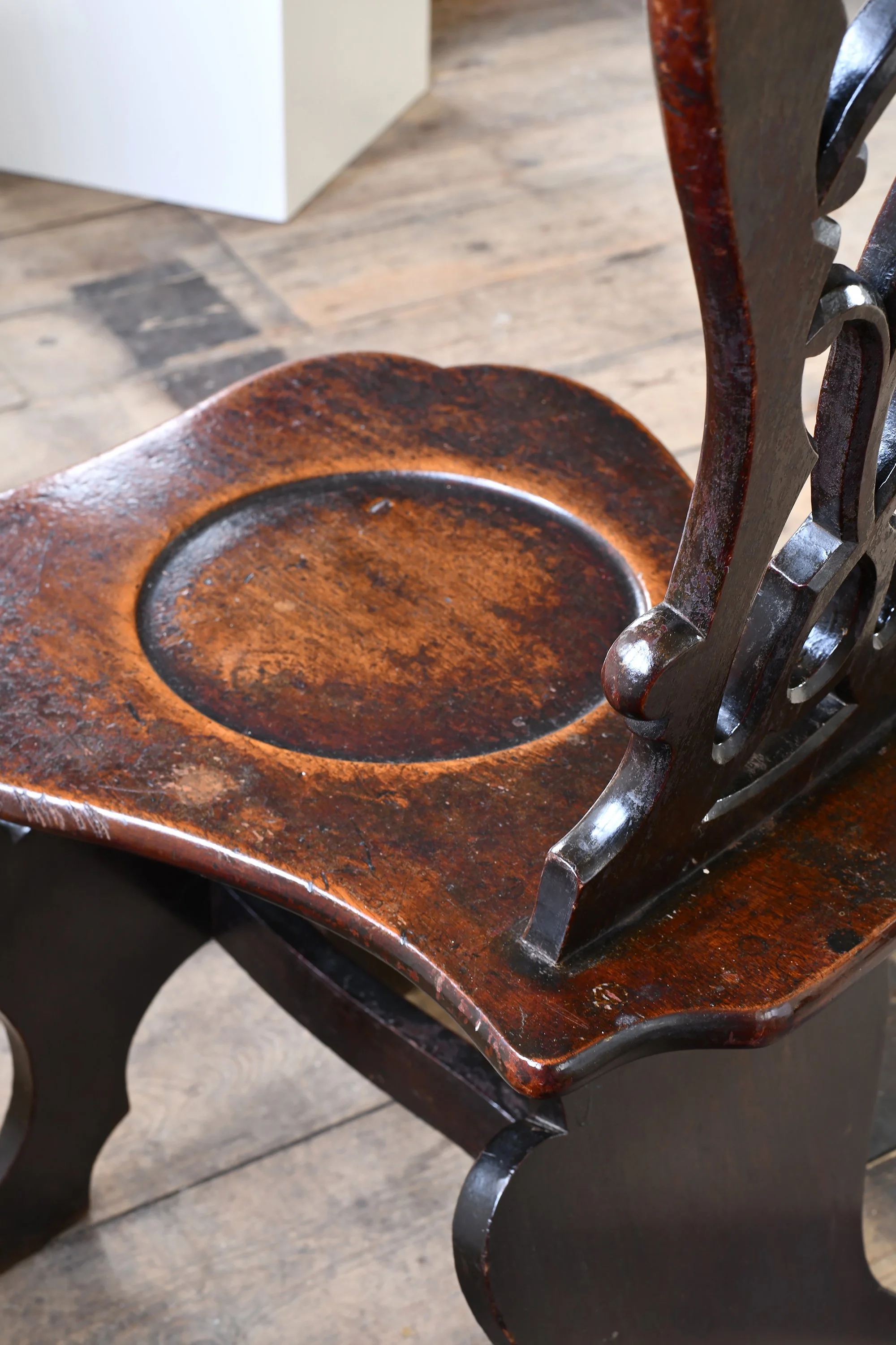 George-ii-mahogany-chairs6.JPG