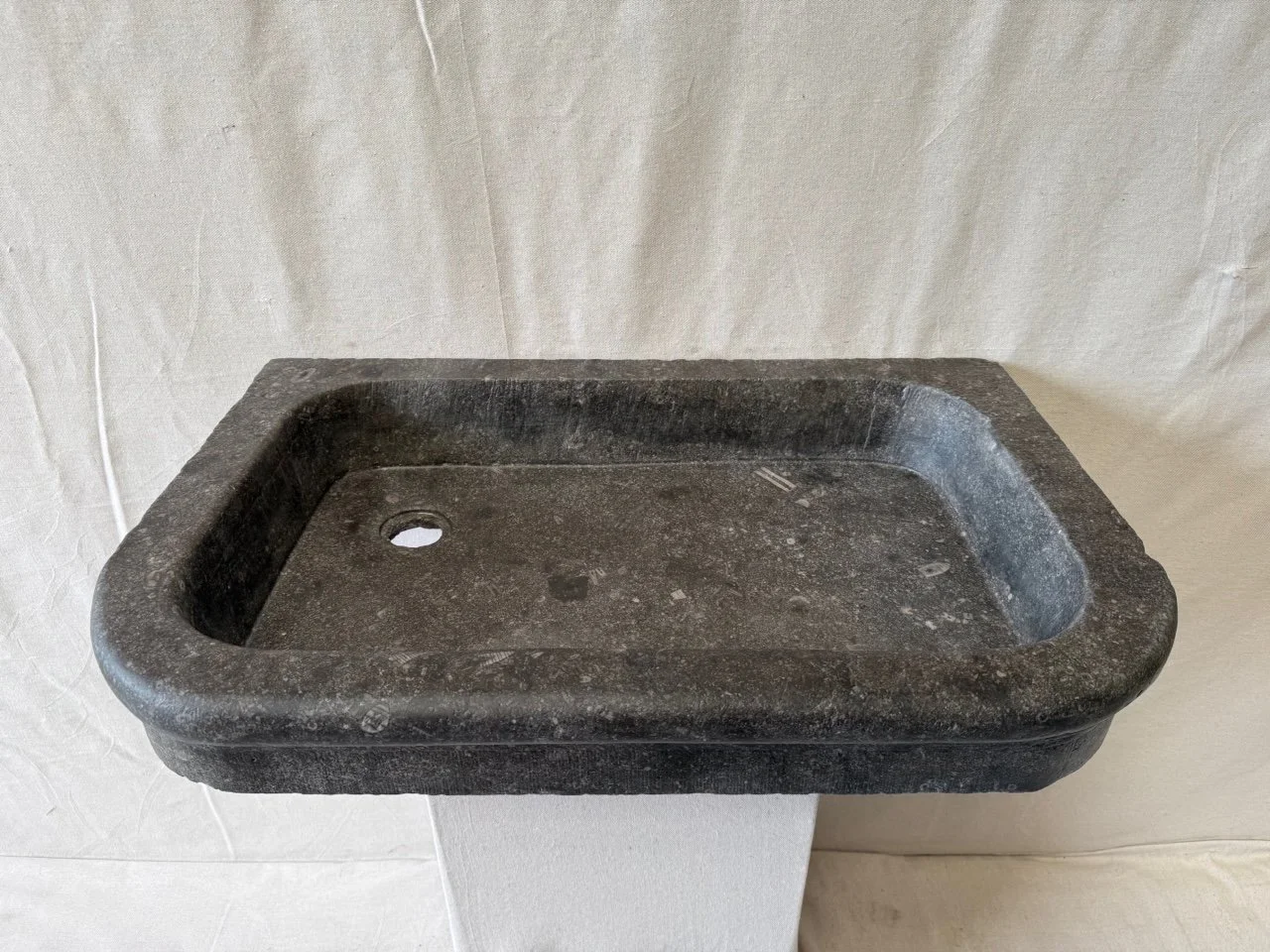 sink-dutch-limestone-excpetional1.jpeg