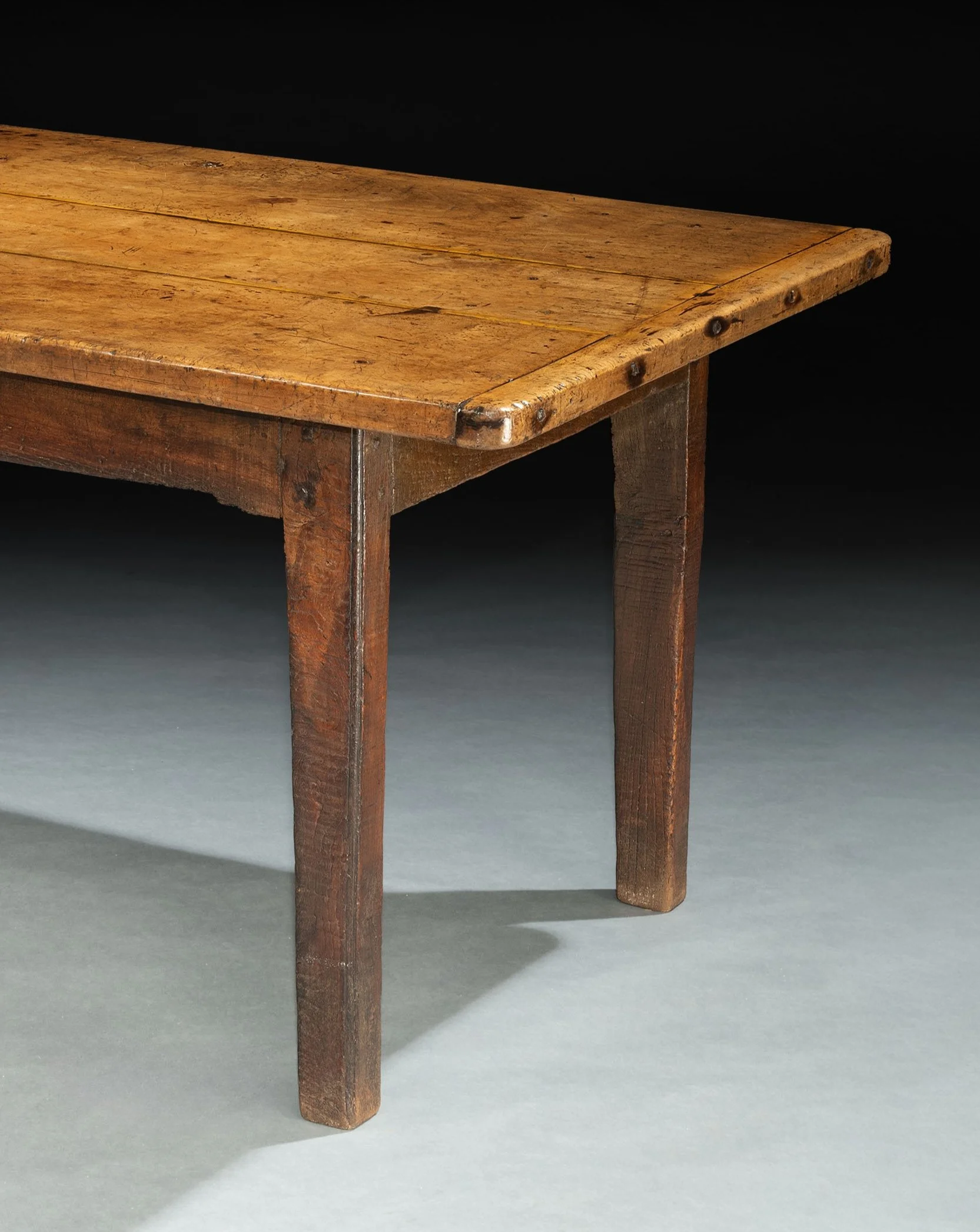 farmhouse-table2.jpg