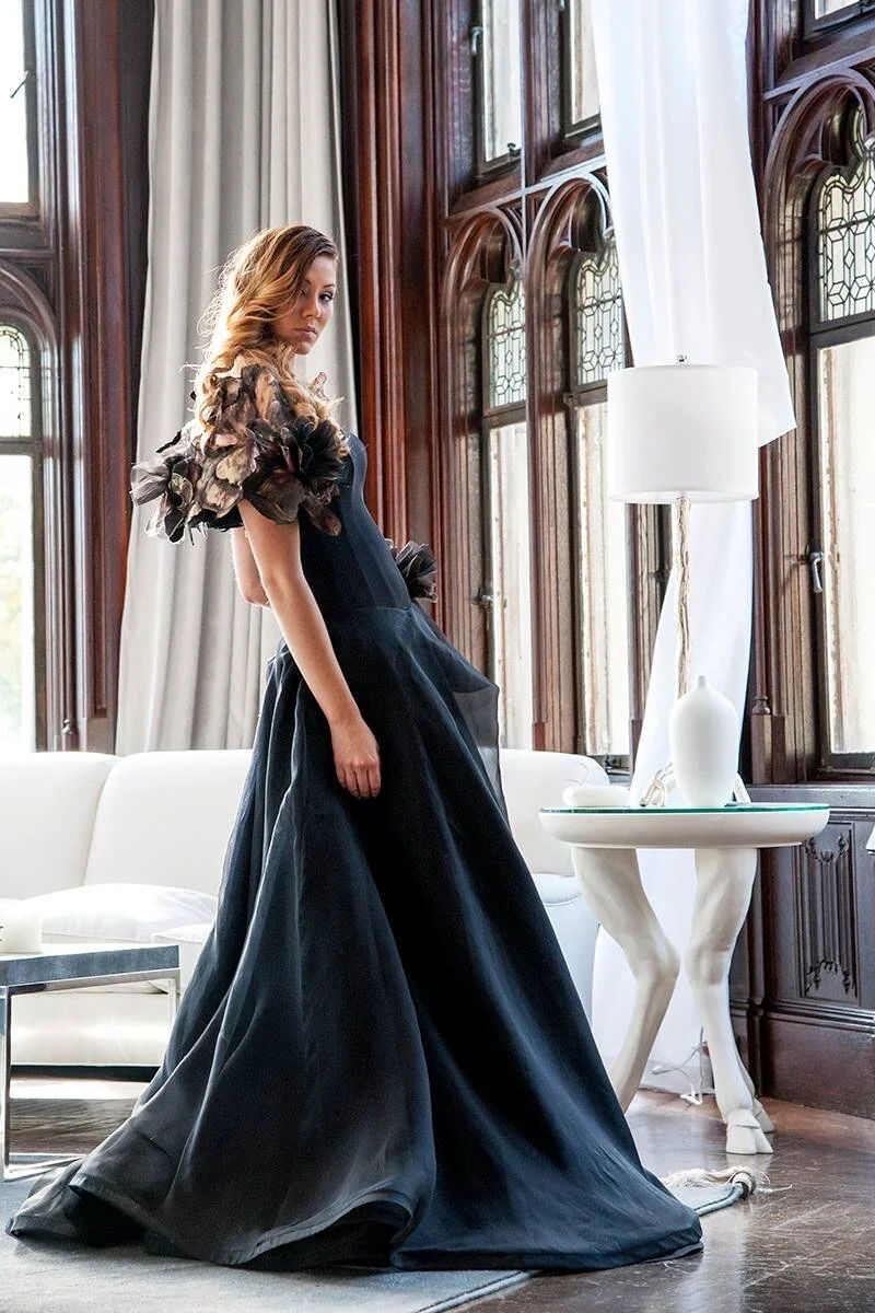 green emerald velvet dress A-line Tulle Black Runway Prom Dress for Catwalk Show – loveangeldress main image 1