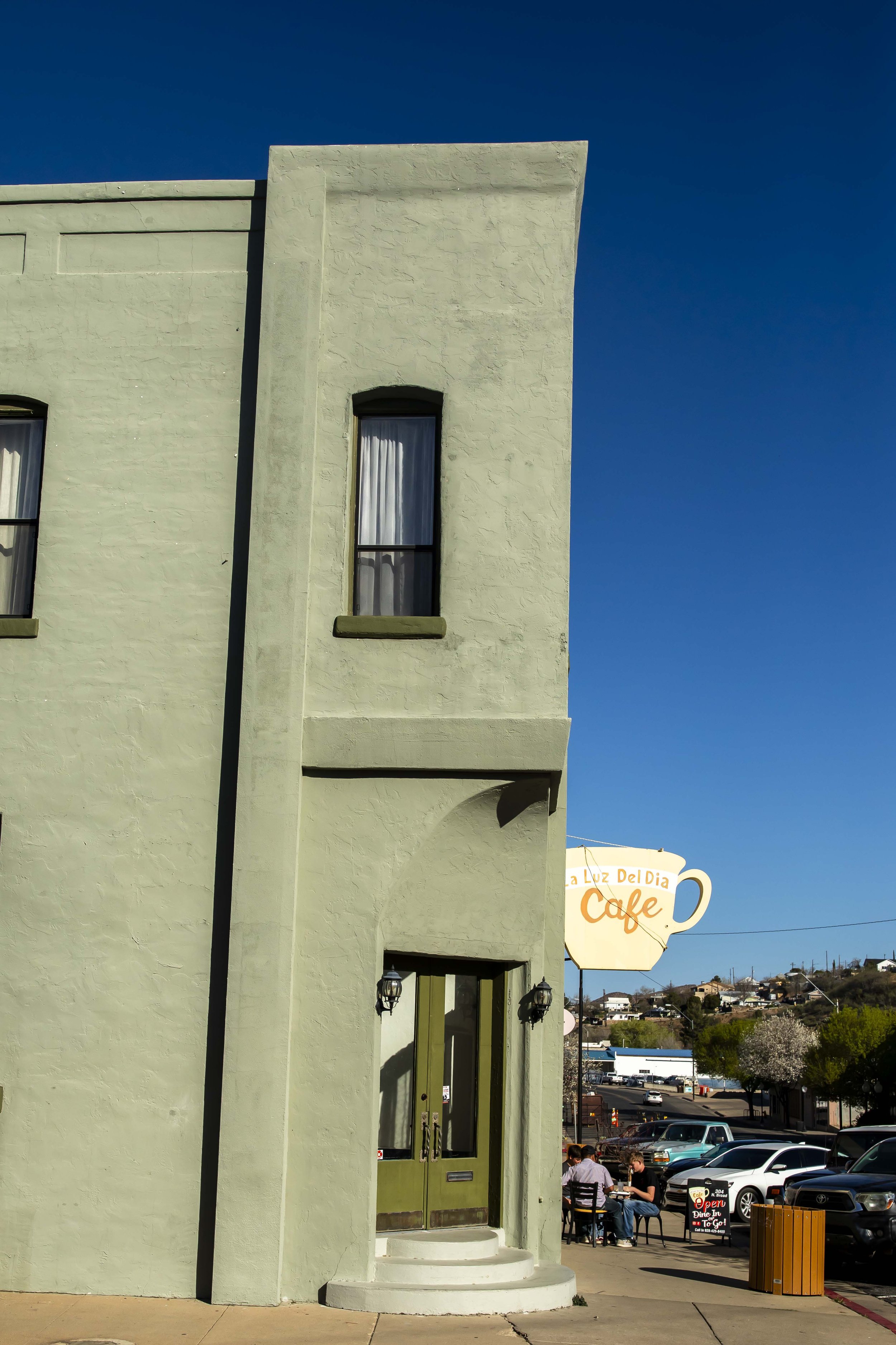 ROUND MOUNTAIN GLOBE ARIZONA NIGHT BLOOMING STOCK AT SUNRISE_089.JPG