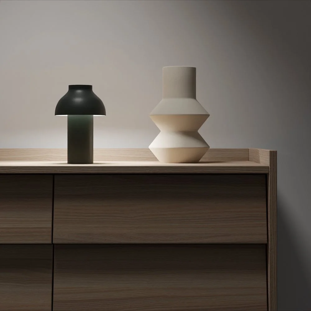 Shadows.

#furniture #furnituredesign #chestofdrawers #industrialdesign #wood #industrialdesign