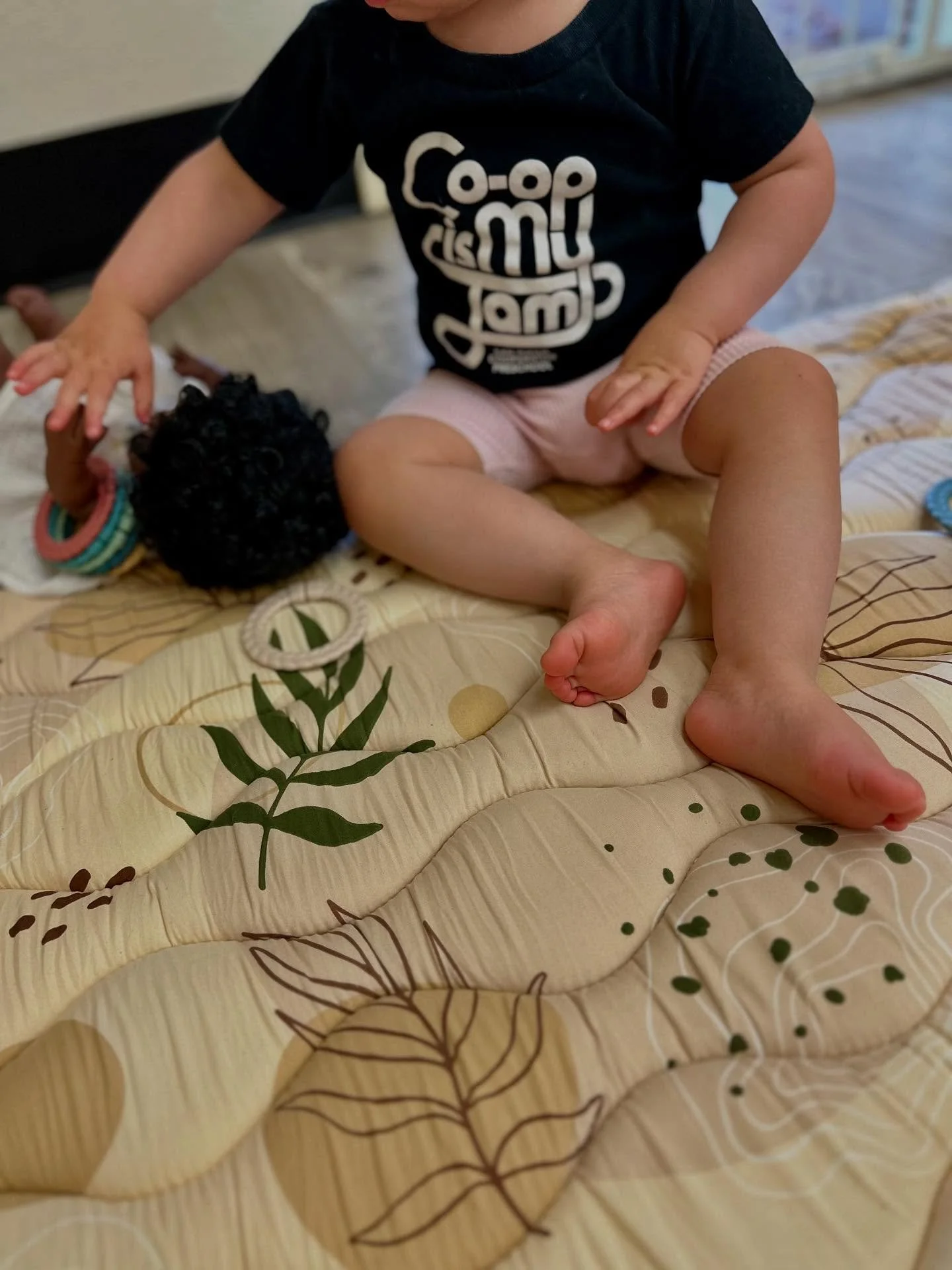 Co-op is our jam! ✨ Our cooperative model offers a unique approach to early childhood education. We believe that strong relationships between families and teachers are essential, and by working together, we ensure every child is set up to thrive. 

#