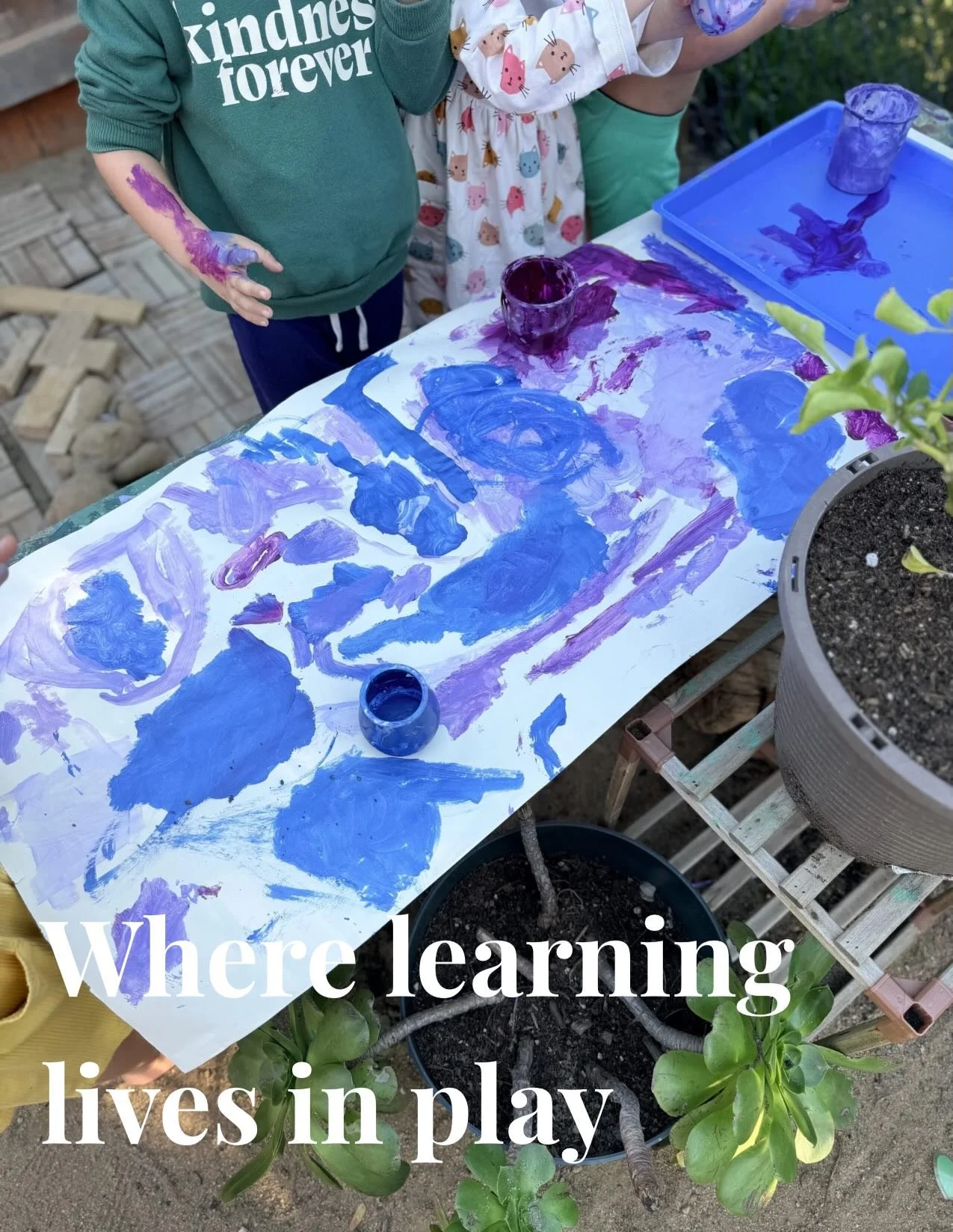 Learning is everywhere in play ✨

Original Post by: theunhurriedclassroom 
#sdcp #playbasedpreschool #sandiegopreschool #playislearning #cooperativepreschool