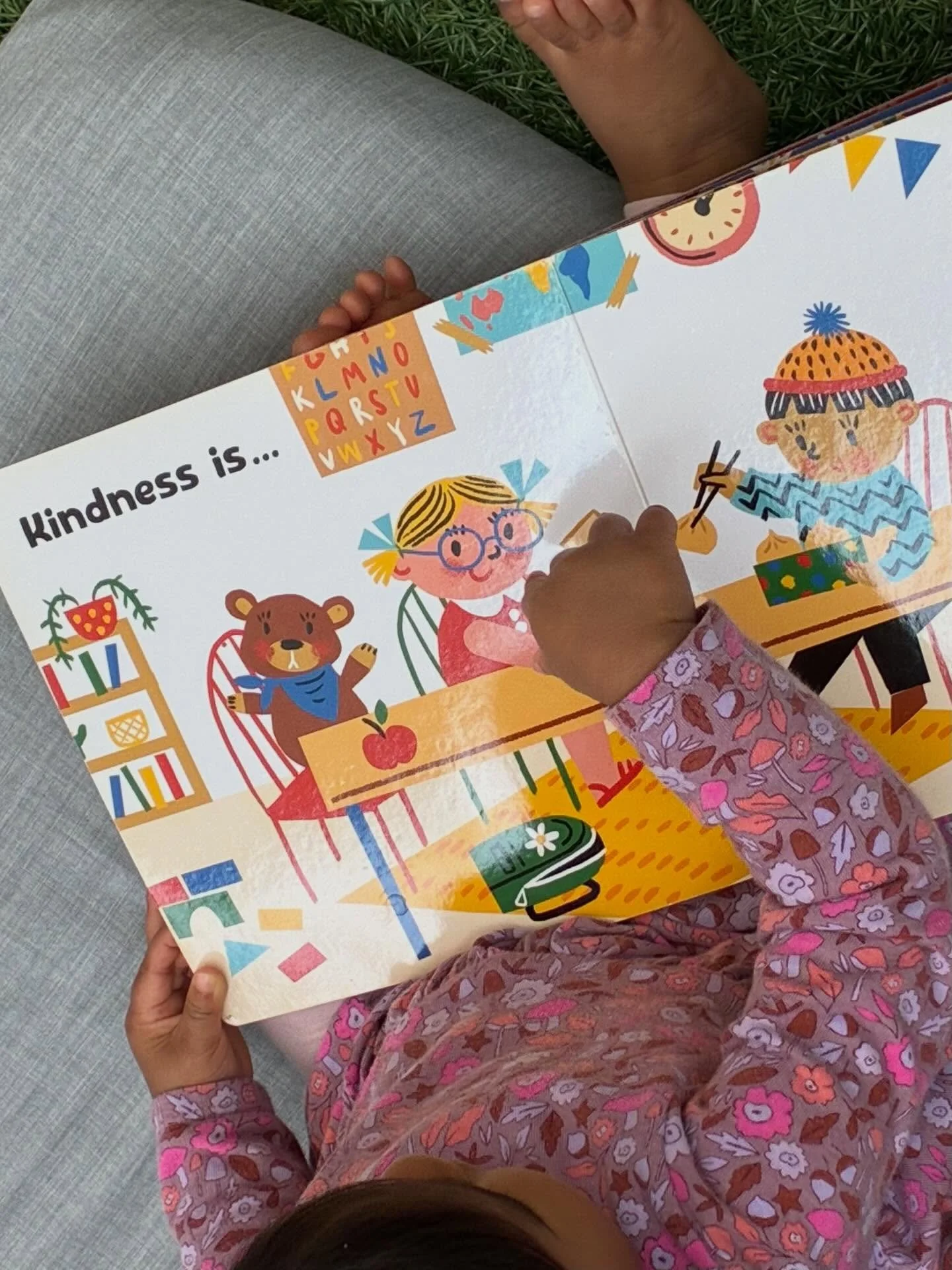What is kindness to you? 

#sdcp #sandiegocooperativepreschool #playbasedpreschool #sandiegopreschool #kindness