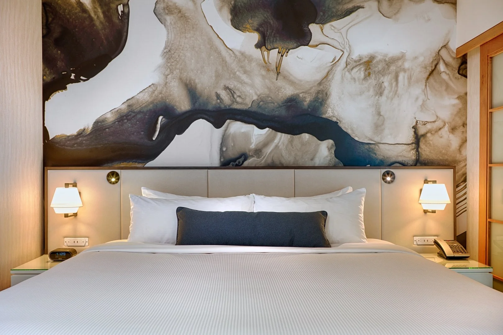 delta-vancouver-suites_delta-suite-king.jpg