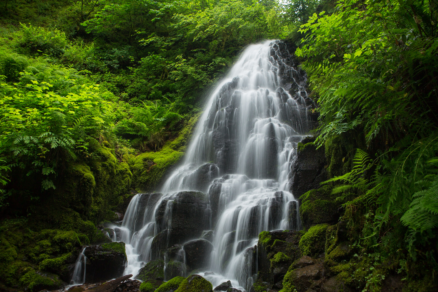 FAIRY FALLS | COLUMBIA RIVER GORGE OREGON