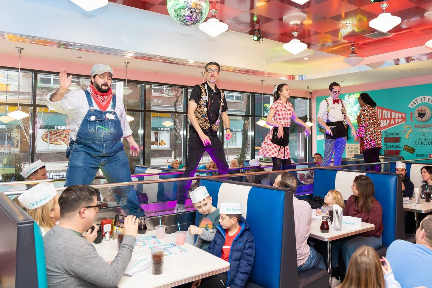 Welcome to Ed Debevic’s: Chicago’s Iconic Family-Friendly Fun Spot