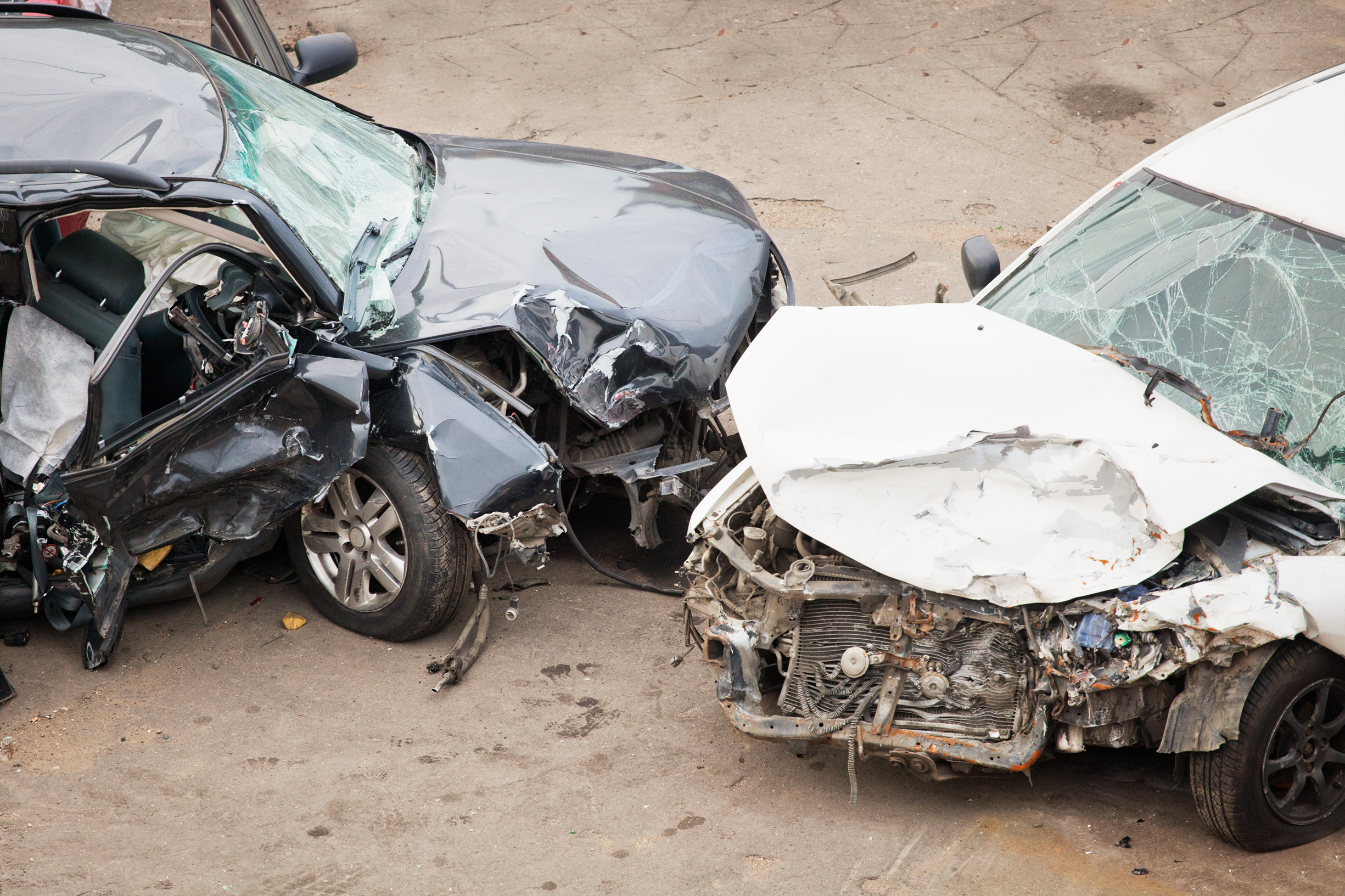 The image of crashed cars.jpg