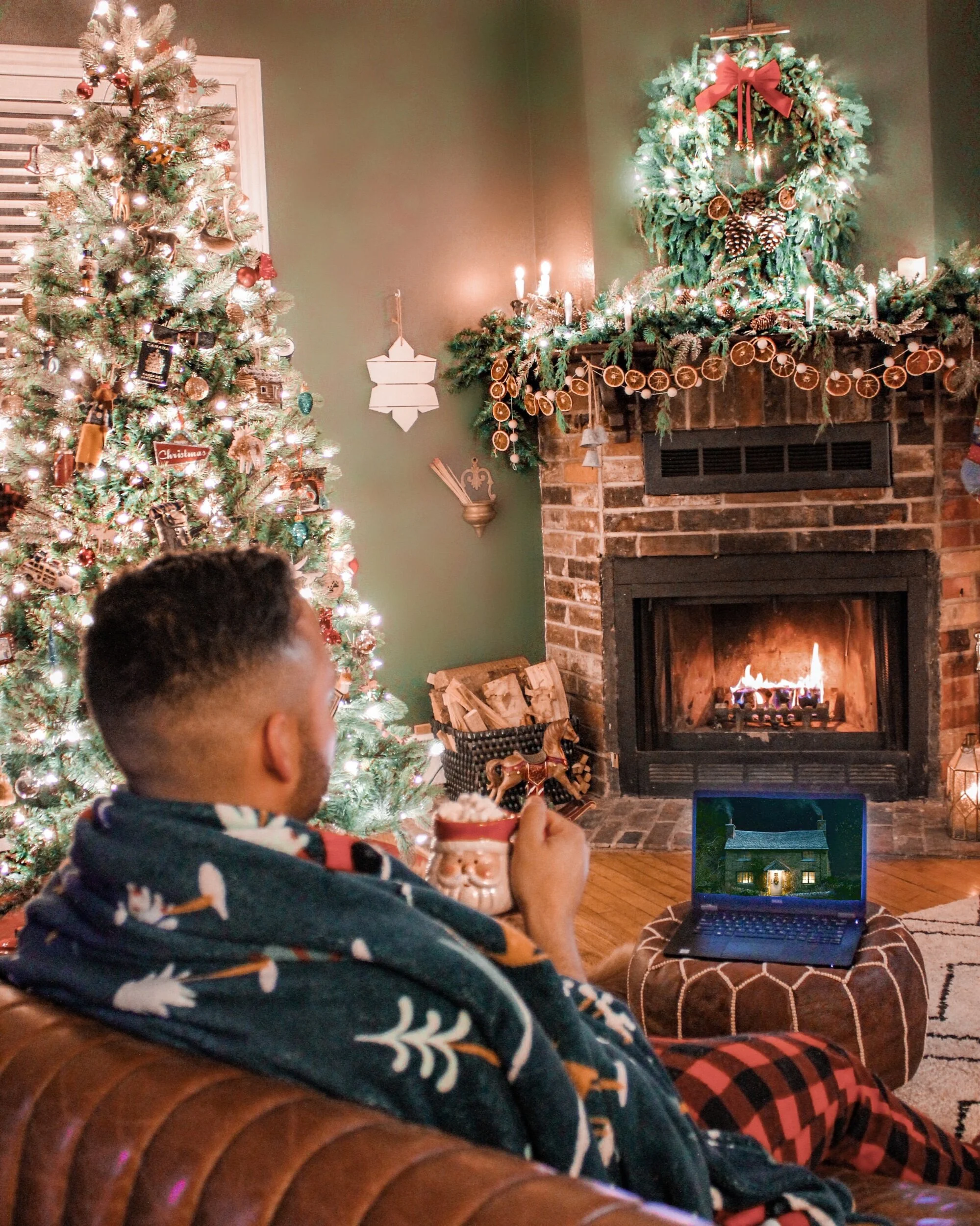 Lost with Luis {Holiday Edition}: The 5 Christmas movies I watch every year