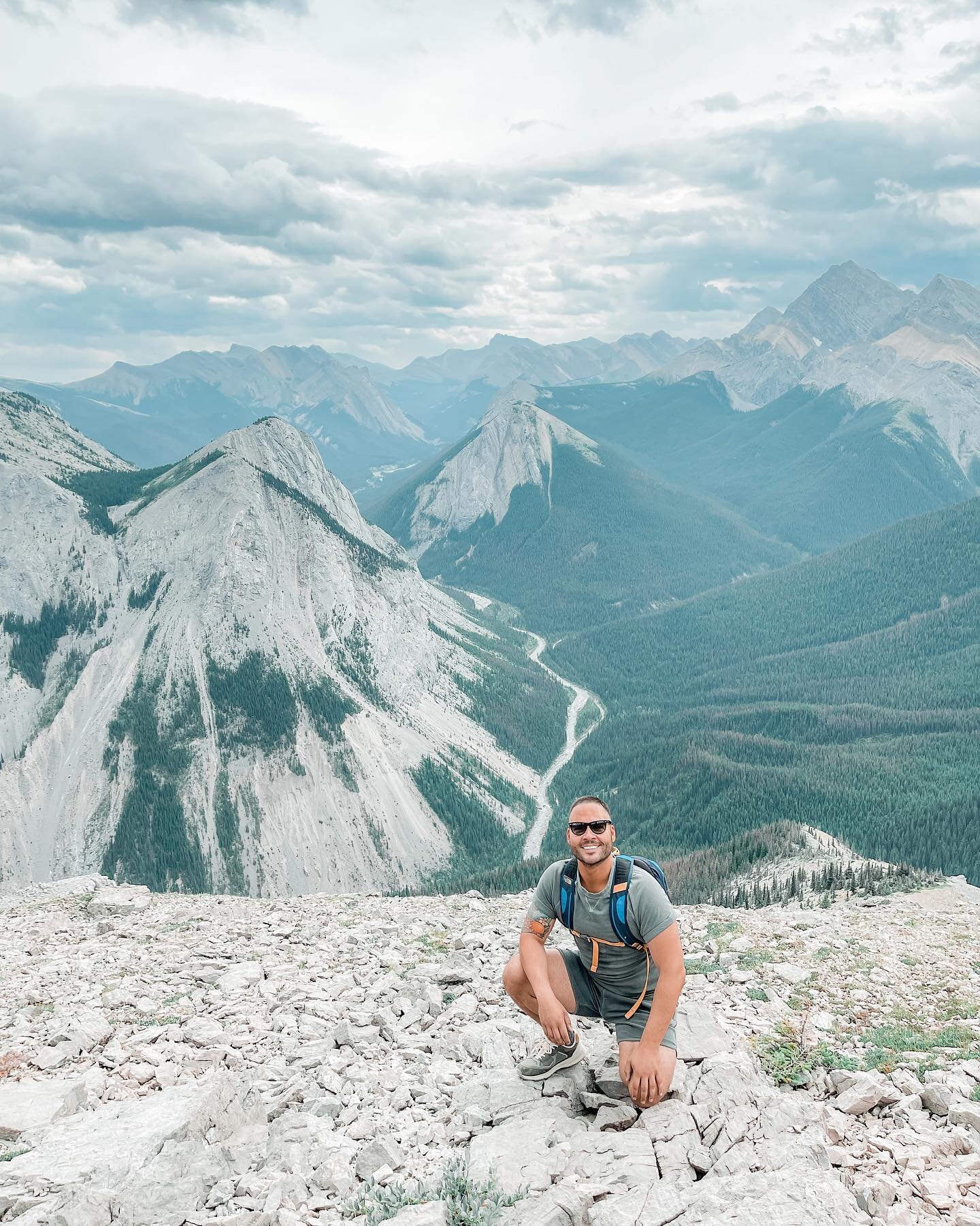 The Sulpher Skyline trail in Jasper was hands down one of the hardest hikes that Rikki and I have ever done. From the very beginning it was an incline up a mountain with no flat areas. The last 400 meters was the most intense but it was well worth th