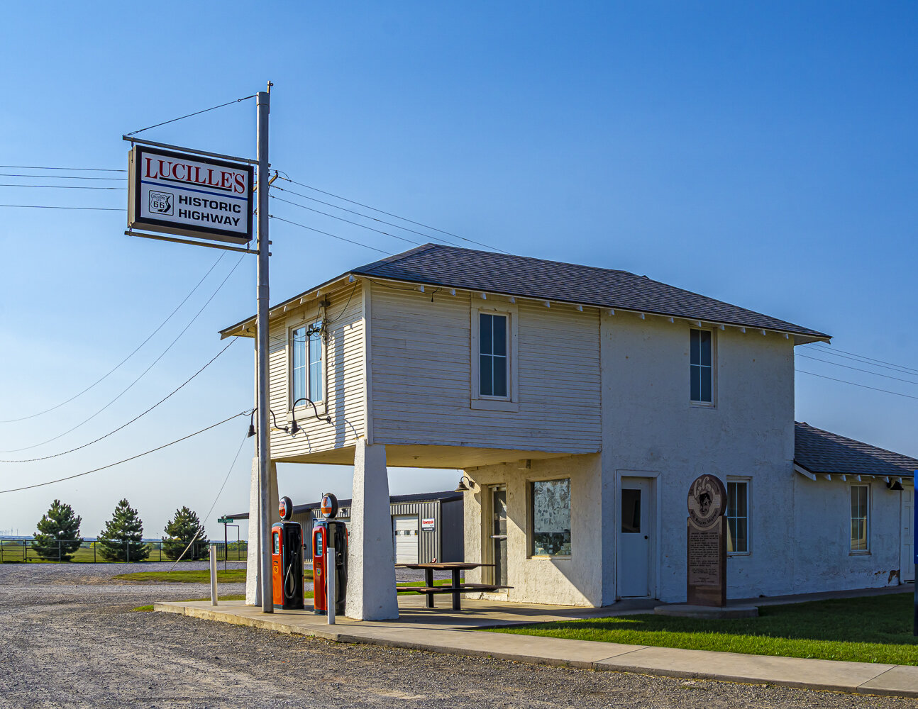 Lucille's Historic Route 66 Gas Station, Side View