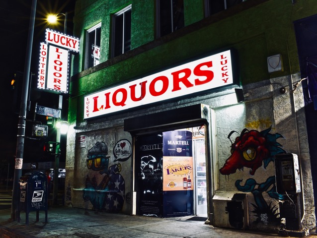 Lucky Liquors Grafitti