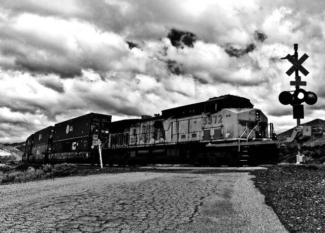 Santa Clarita train