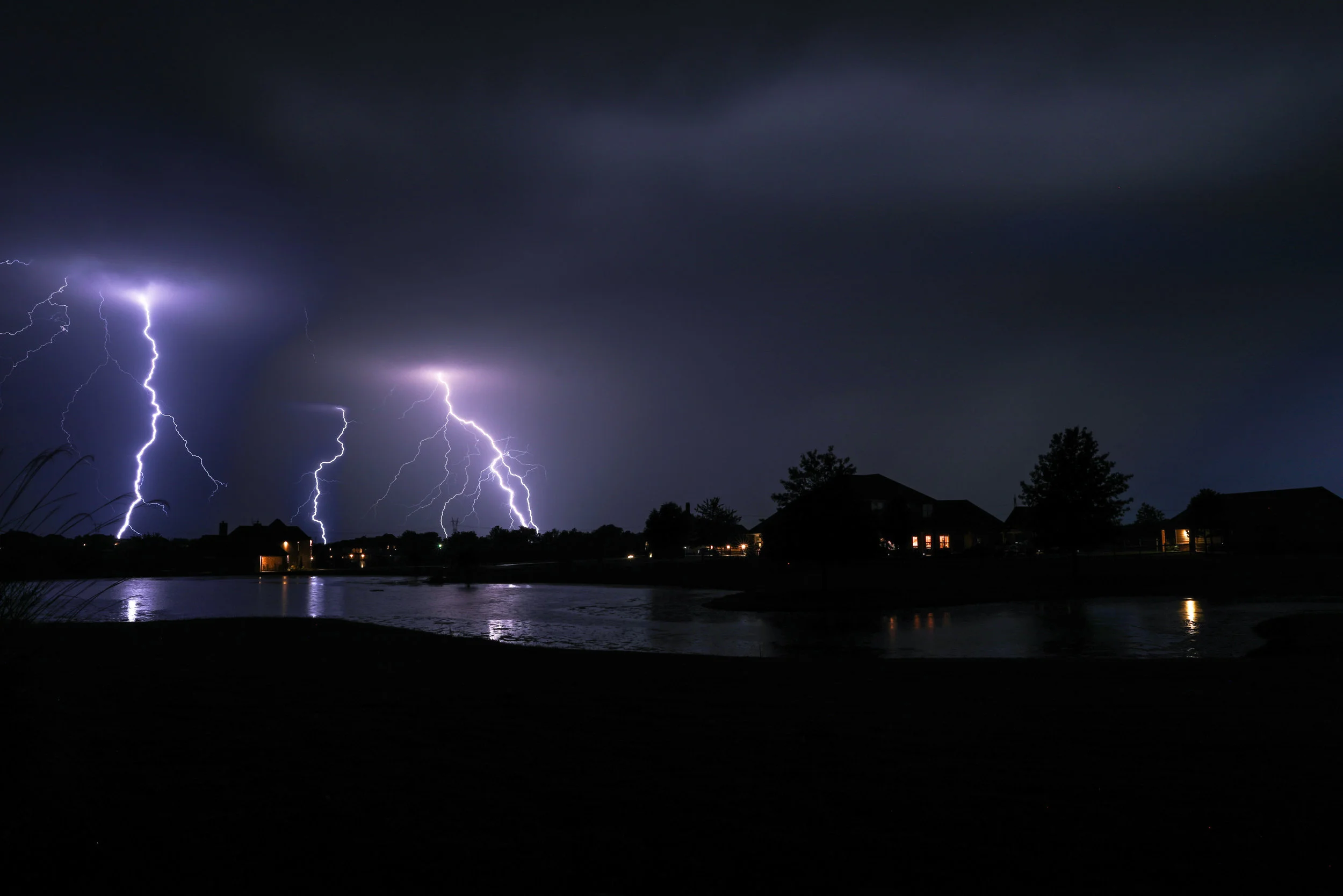 Lightning 1.jpg
