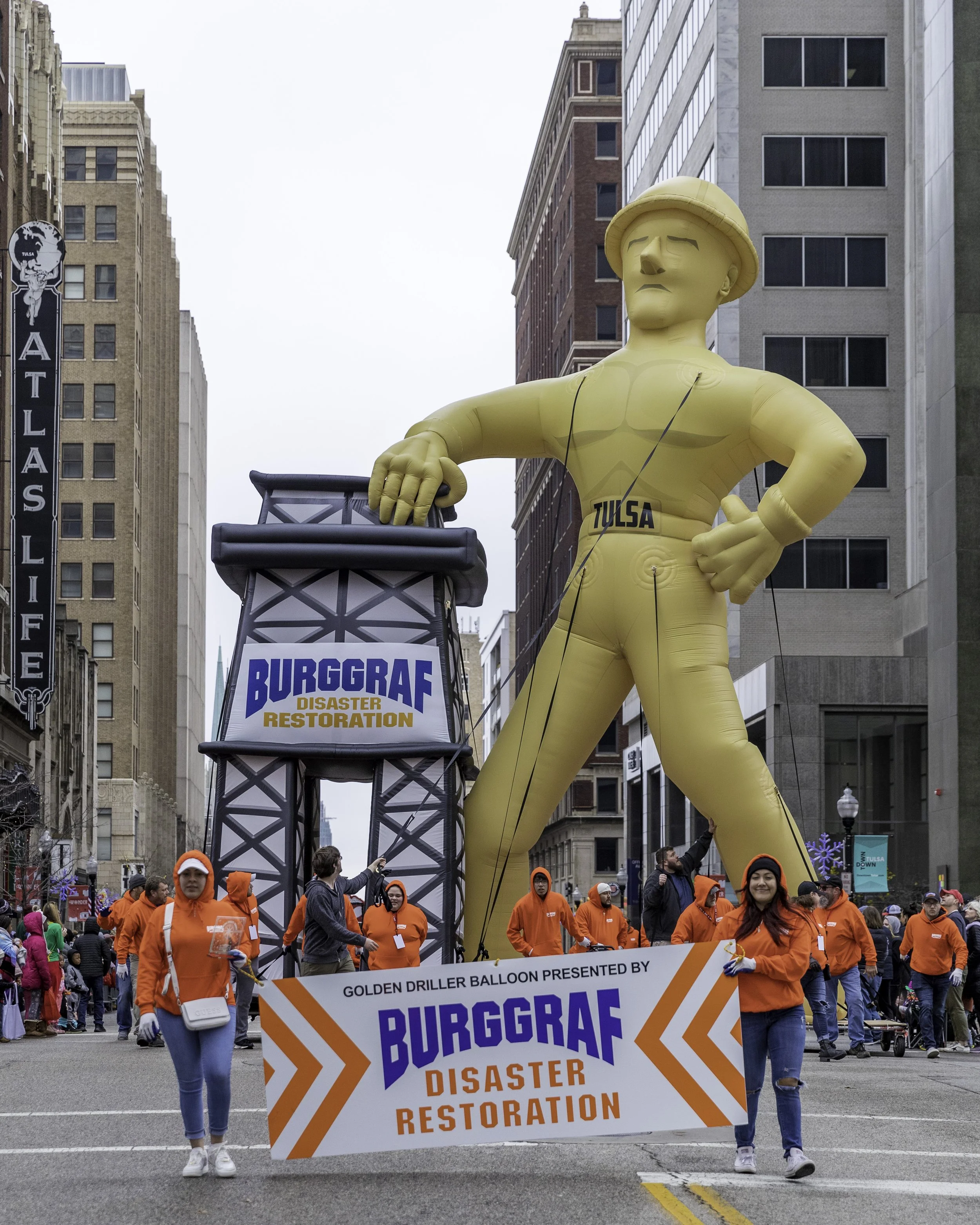 ChristmasParade_MET_2022_12_10-1494.jpg