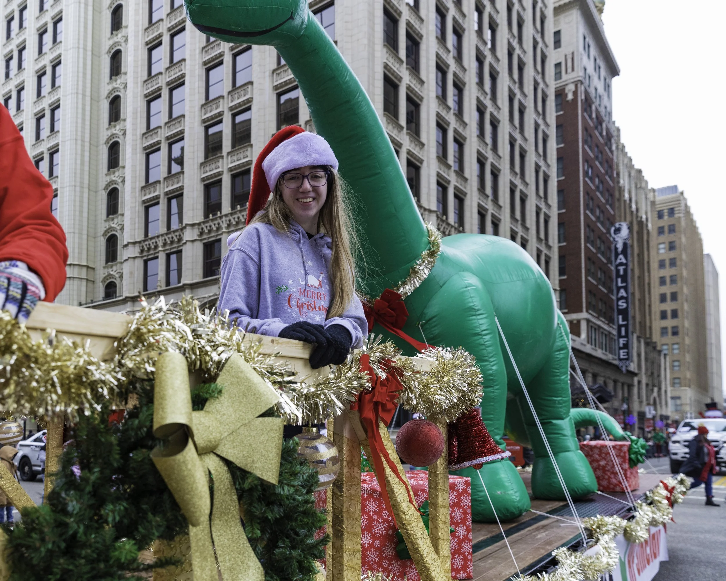 ChristmasParade_MET_2022_12_10-0745.jpg