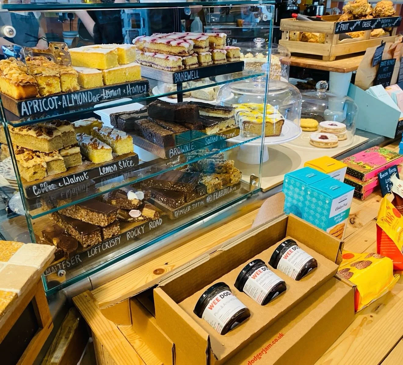 There are just so many bright &amp; cheerie lovely cafes in Haddington! @loftcafebakery being one of them! Just look at those cakes &amp; bakes! Pop along for a cooked breakfast or hearty lunch! Gifts to buy too! @dodger_jam &amp; lovely art work! @o