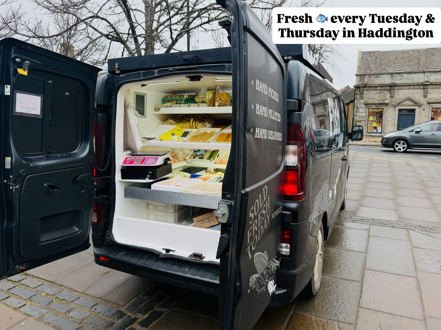 Yet more reasons to visit our beautiful market town! Fresh fish 🐟 every Tuesday &amp; Friday available in #Haddington #EastLothian 🐠 Why not stay awhile @onevictoriard 🏠 Check out the links in the bio!

#visiteastlothian 
#buylocal 
freshfish 
@go