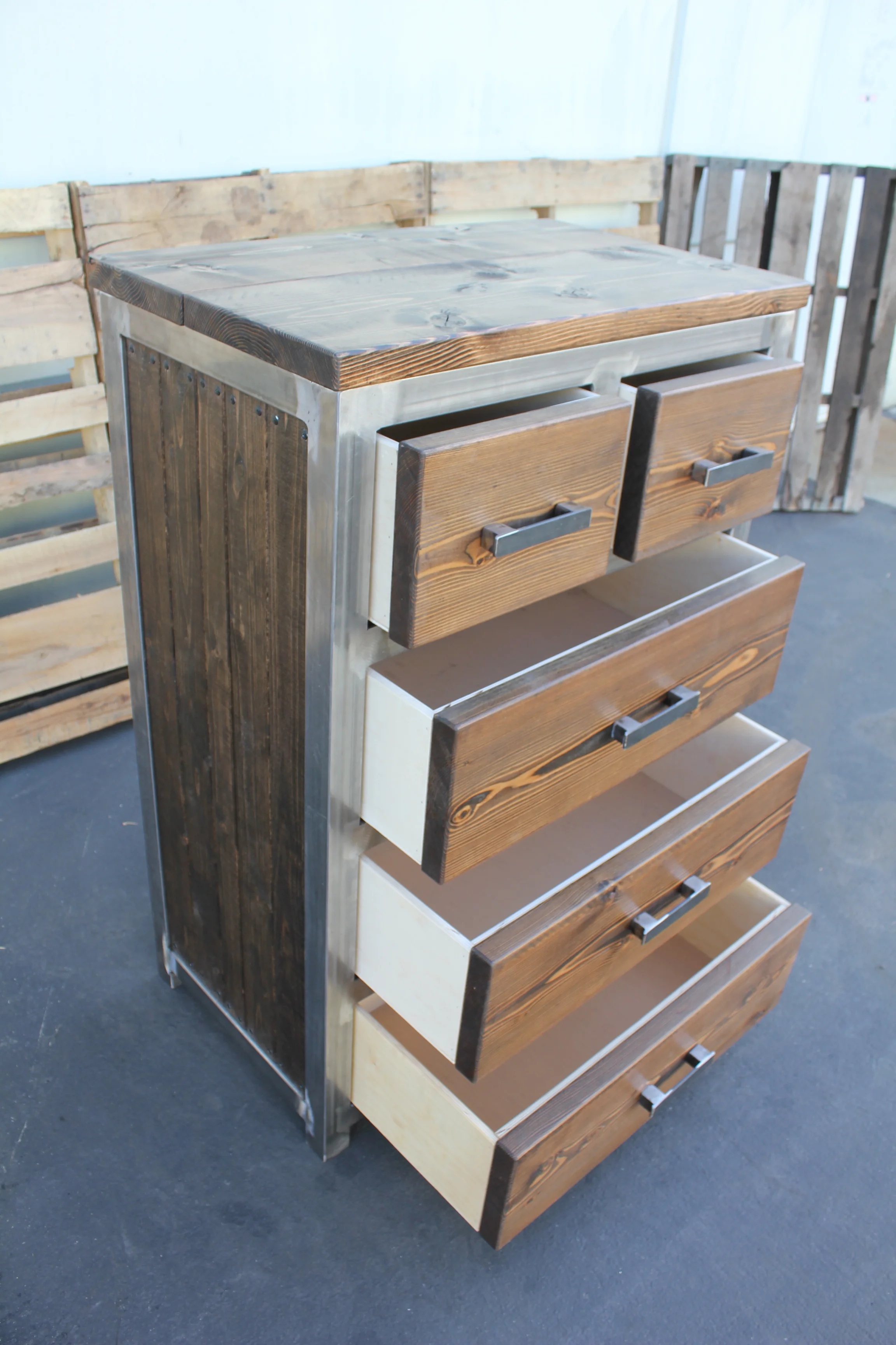 5 Drawer Dresser (Copy)