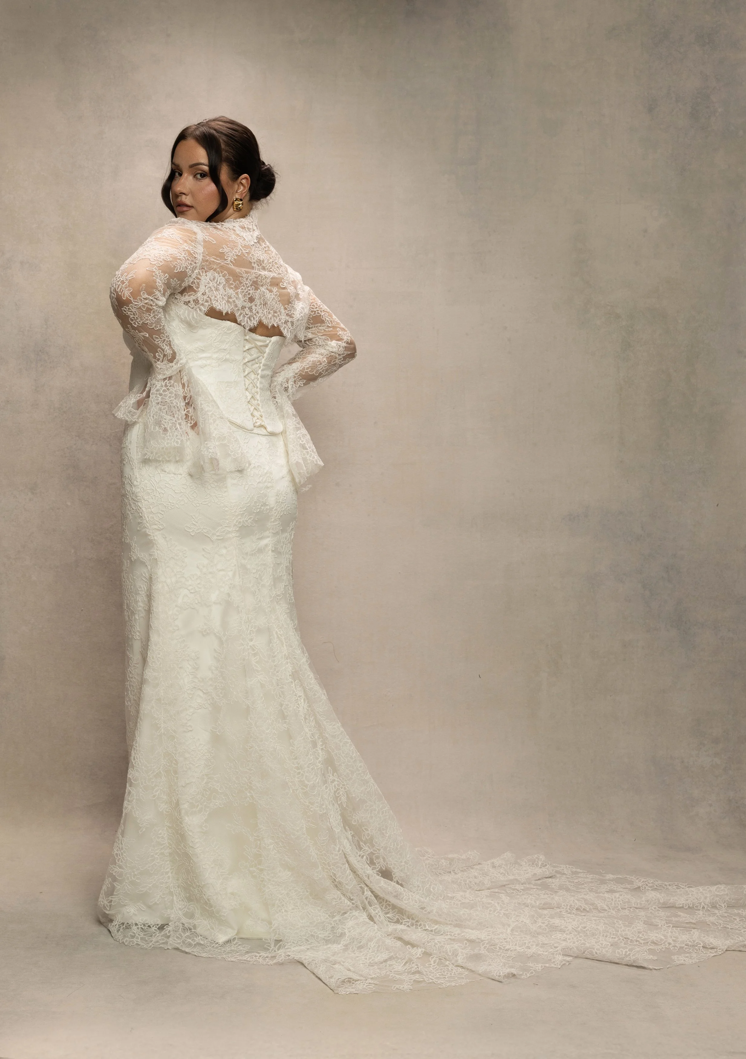 Lace-bolero-flounce-curve-2.jpg