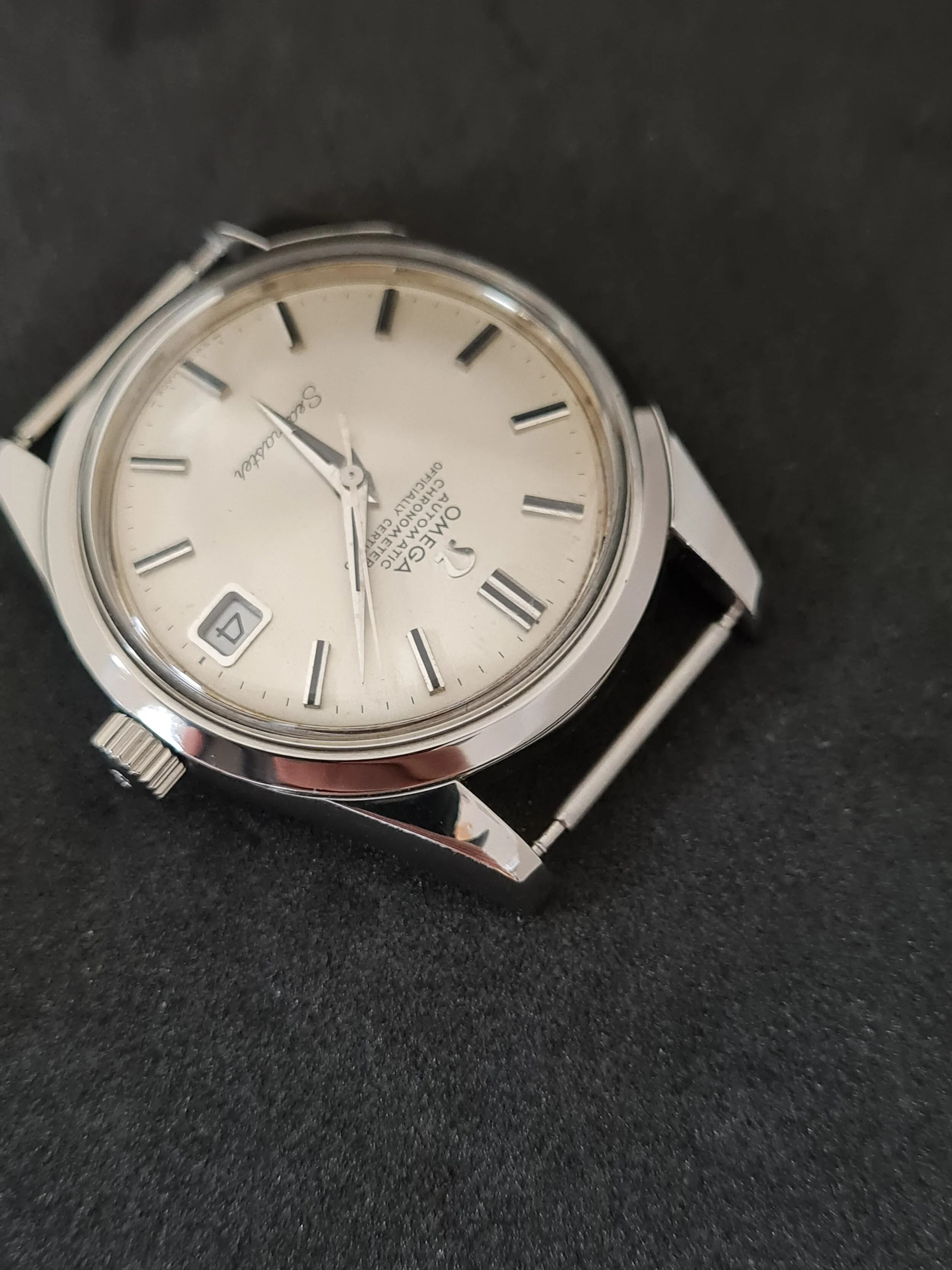 moonwatch back