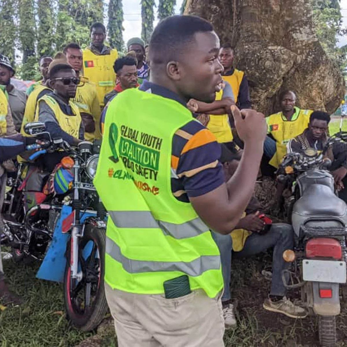 Local Actions winners train motorcycle riders in Cameroon