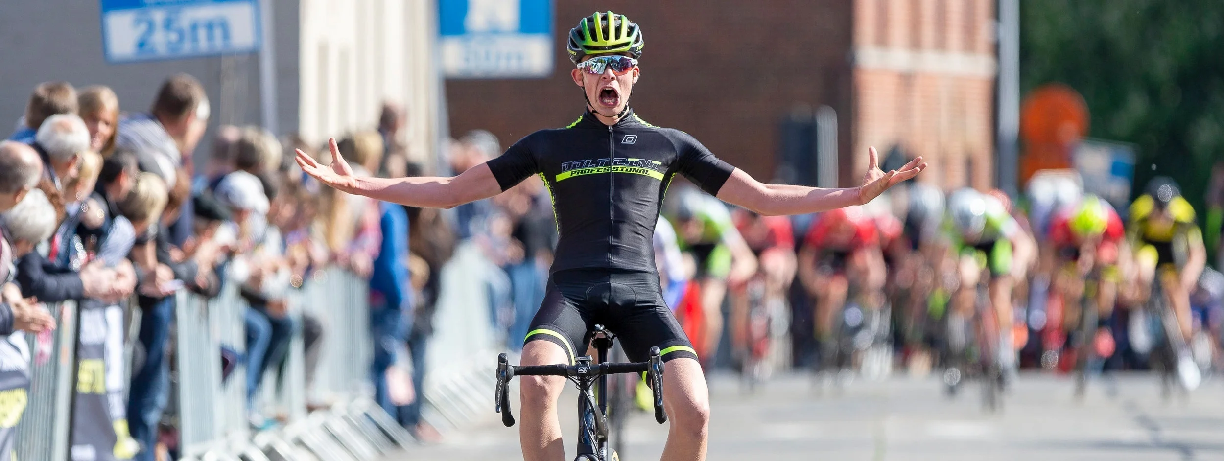 1%252B-%252BJoes%252BOosterlinckwint%252Bin%252BSteenhuize.jpg
