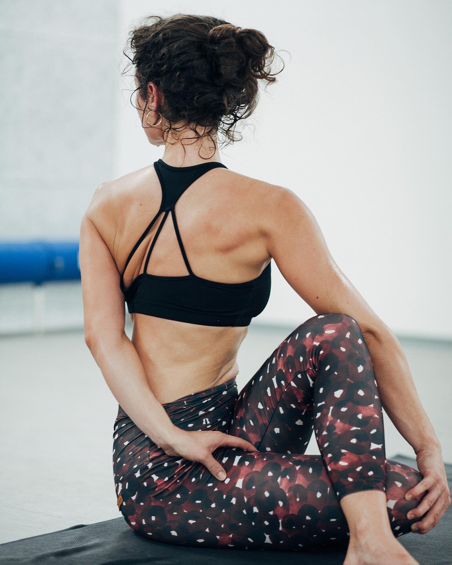 We hope you had a wonderful weekend and Labour Day!

Interesting facts about Spine Twisting Pose:

⚡️Ardha Matsyendrasana is named after the Indian yogi and sage, Matsyendra Nath, and is a powerful twisting posture that helps to improve spinal mobili
