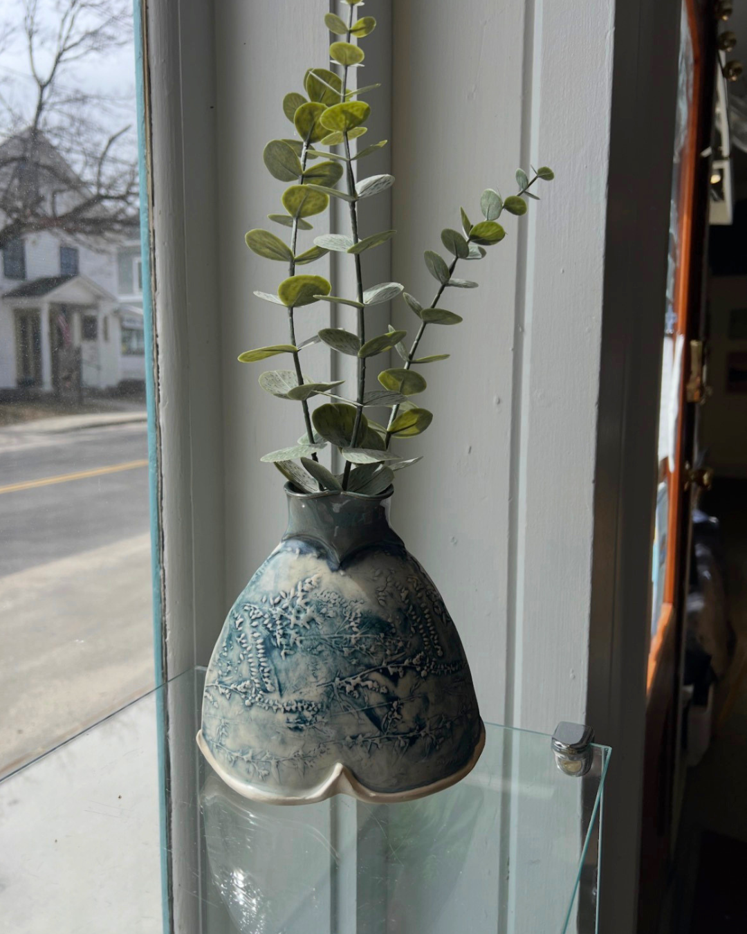 Vase by EmmaT