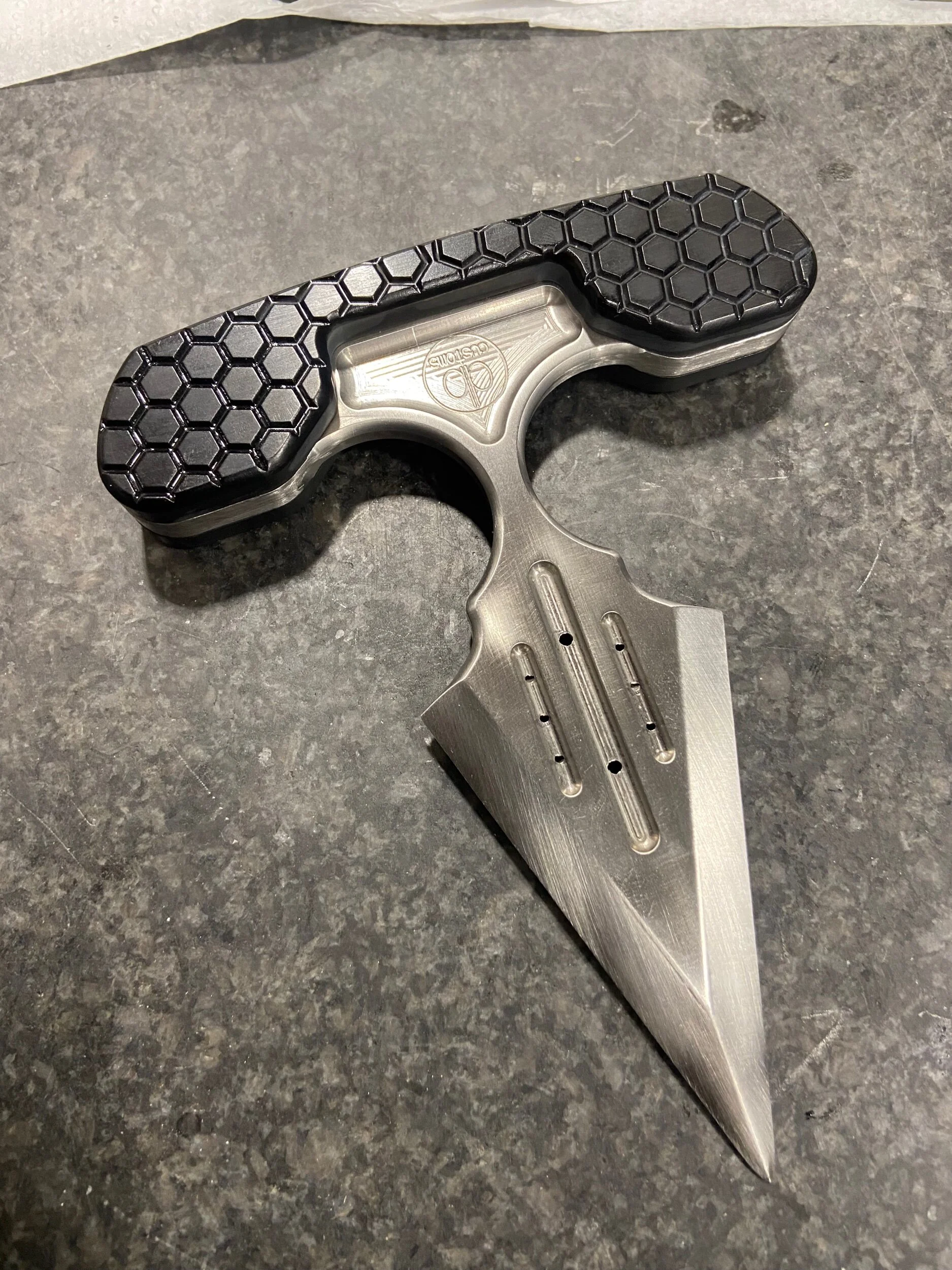 DB3B871C-8418-4DBB-BFA6-93F40A31C444