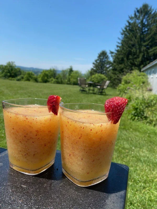 Frozen peach rosé slushy