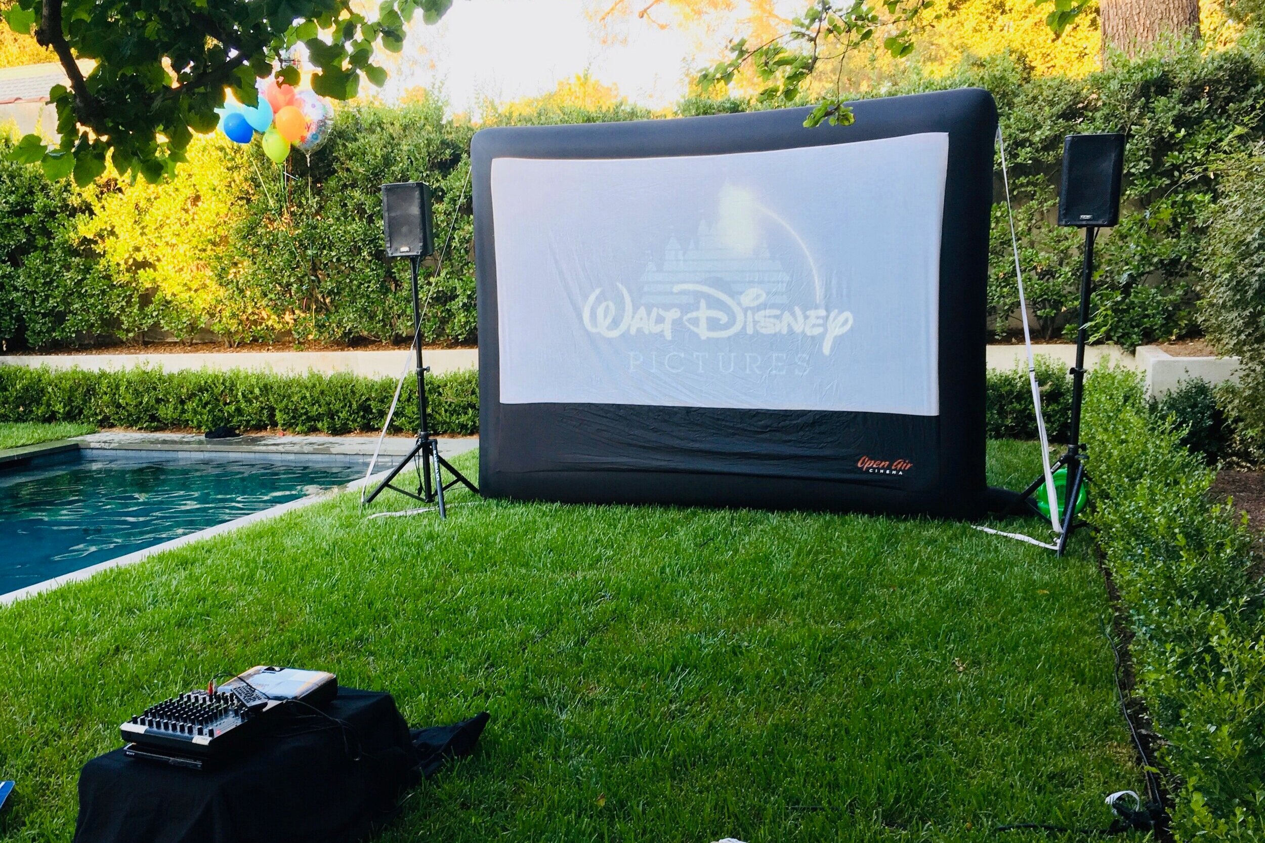 SMALL OUTDOOR HD MOVIE PACKAGE