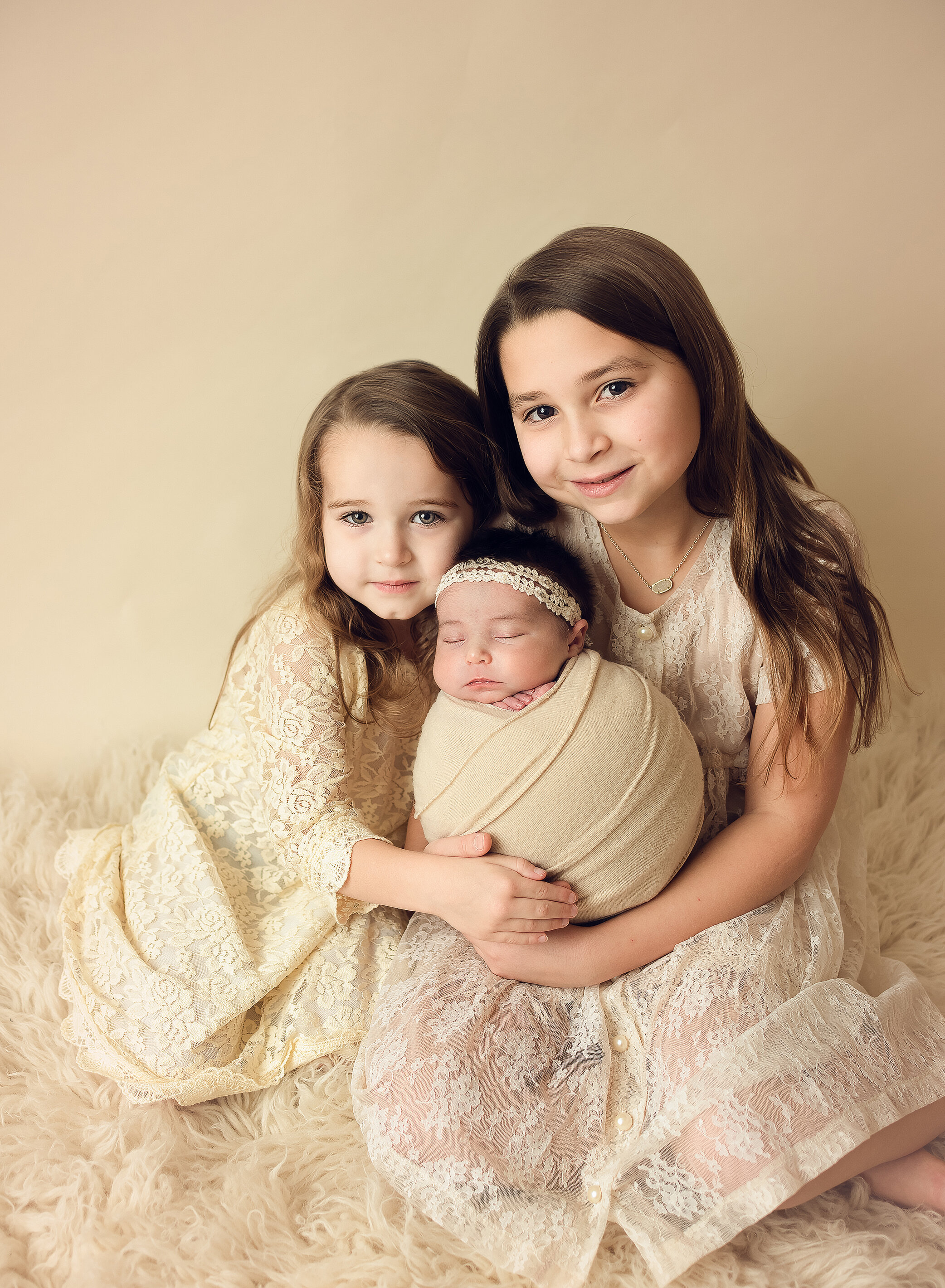 maryland luxury newborn photographer high end newborn photography.jpg