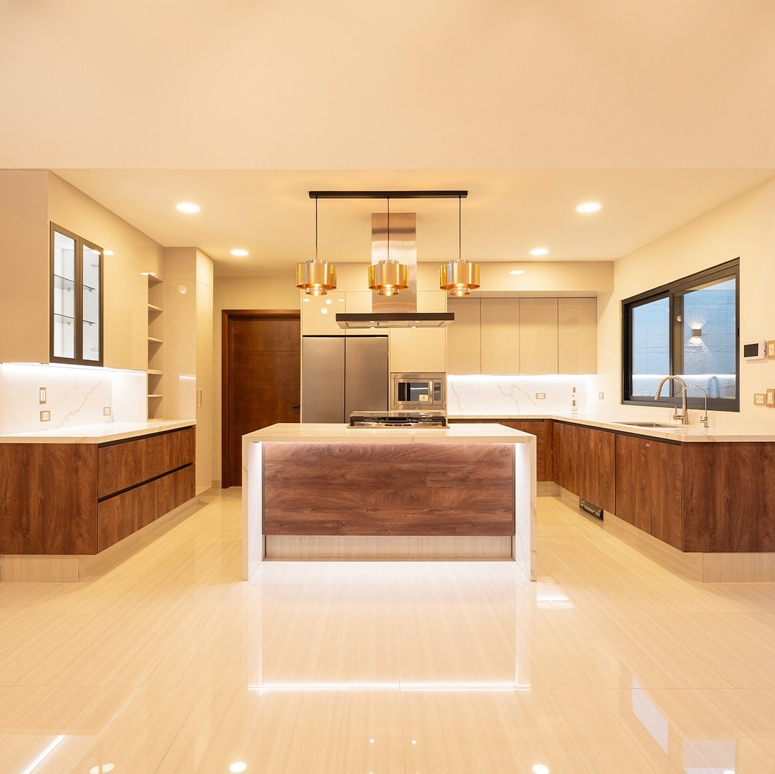 Dise&ntilde;o Interior | Cocina
#aureaarquitectura
@durango.modulstudio @interceramic @eglo_mexico
_______&nbsp;

#arquitectura #arquitecturamexicana&nbsp; #dise&ntilde;ococina #dise&ntilde;odeinteriores #iluminaci&oacute;n #aurea #arquitecturacontem