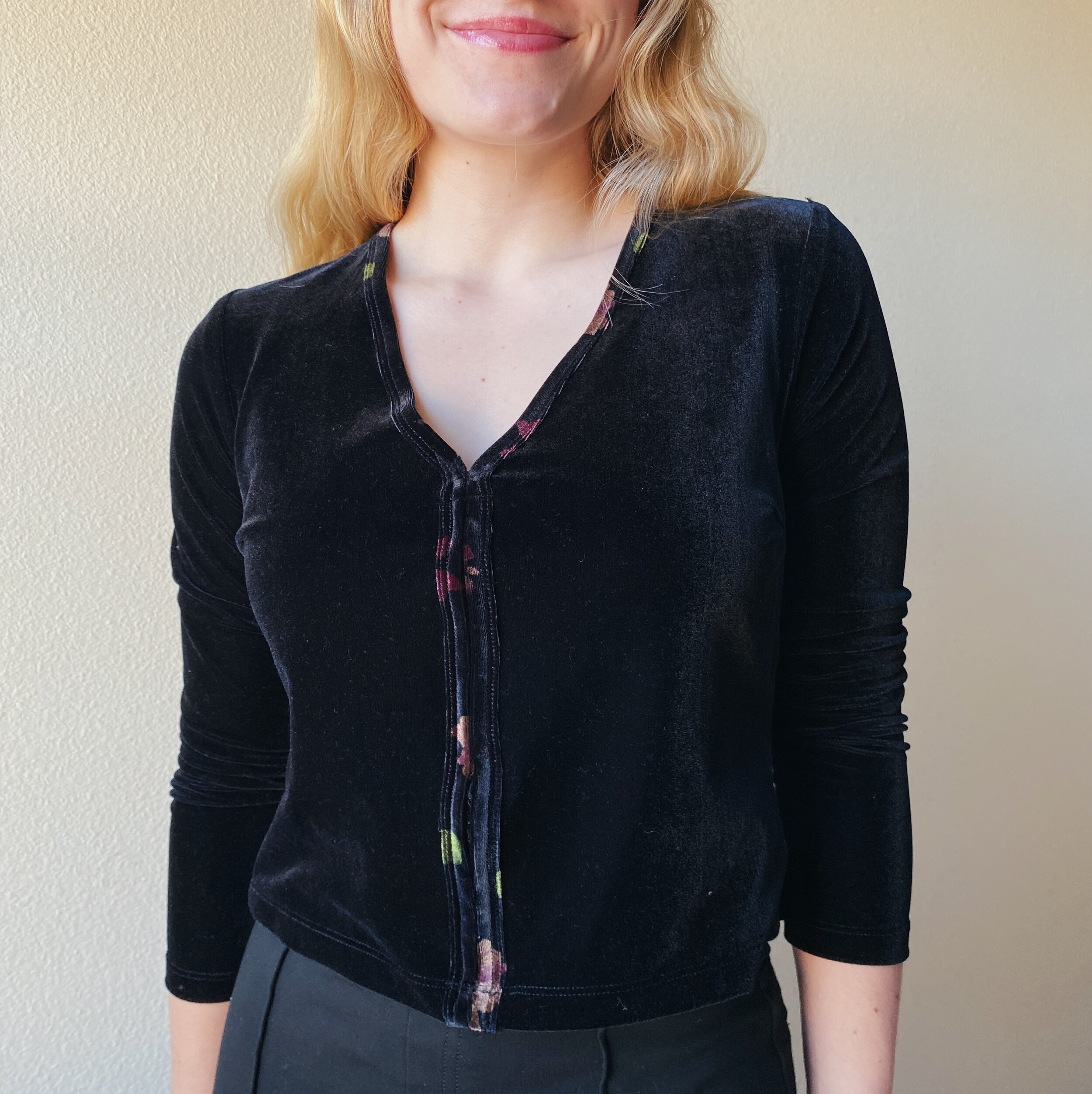 Itty Bitty Sweater Shirt (S)