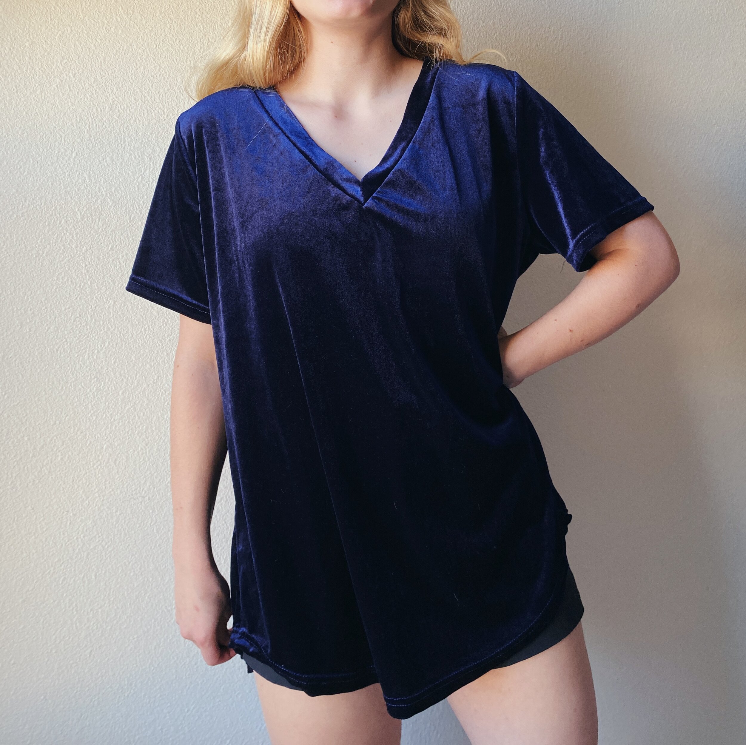 Navy V-Neck Long Tee (XL)