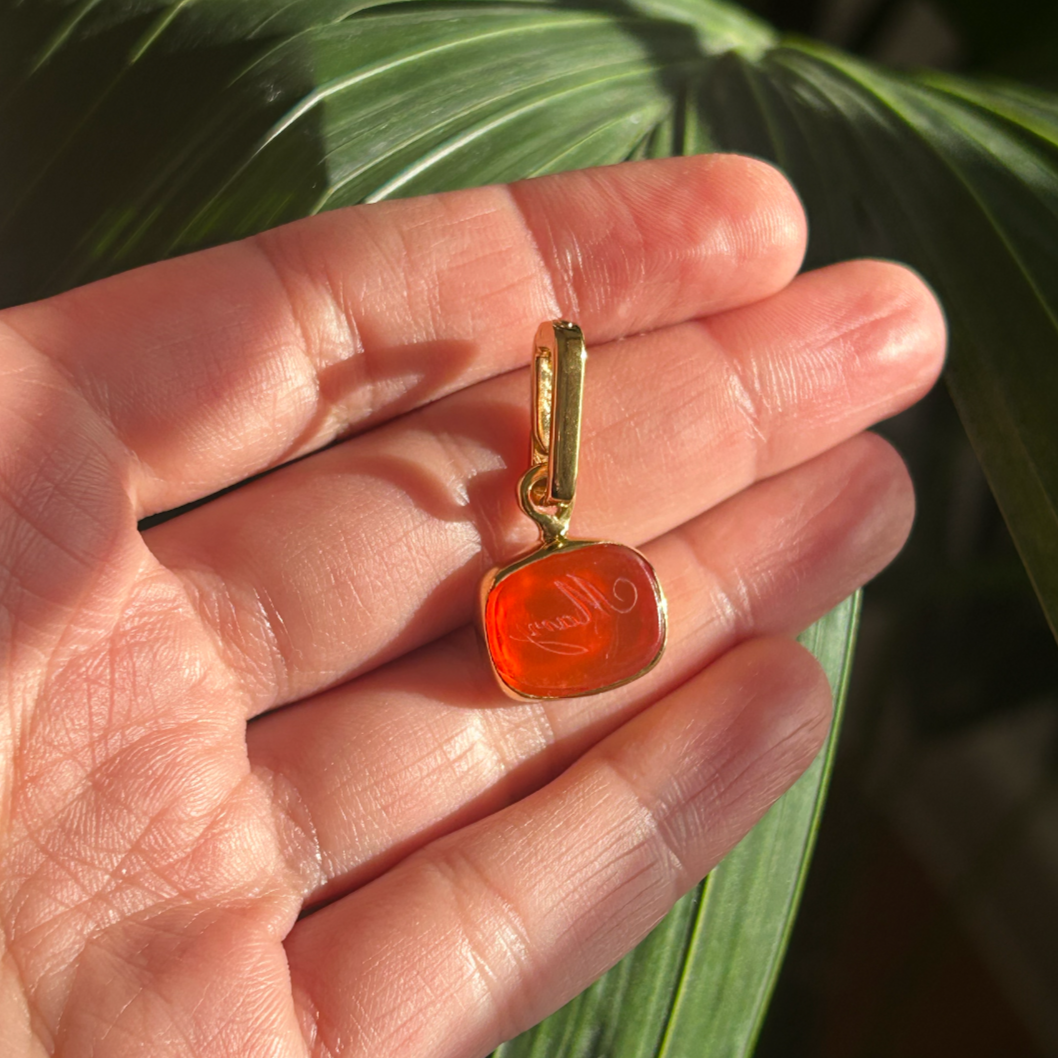 maalo-jewellery-bespoke-carnelian-intaglio-pendant-silver-18ct_gold_vermeil