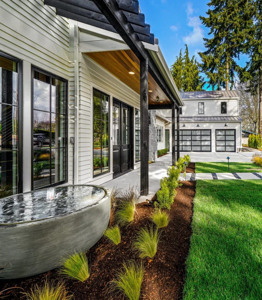 Buchan Medina Front.jpg