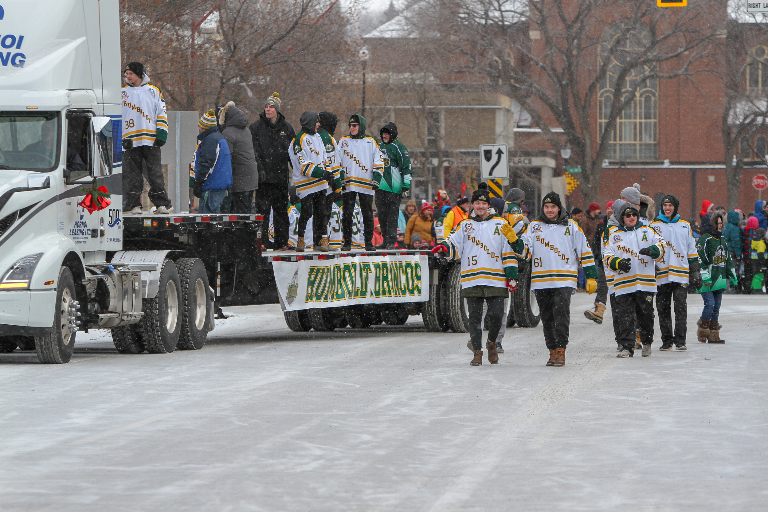 santa clause parade _18-016.jpg