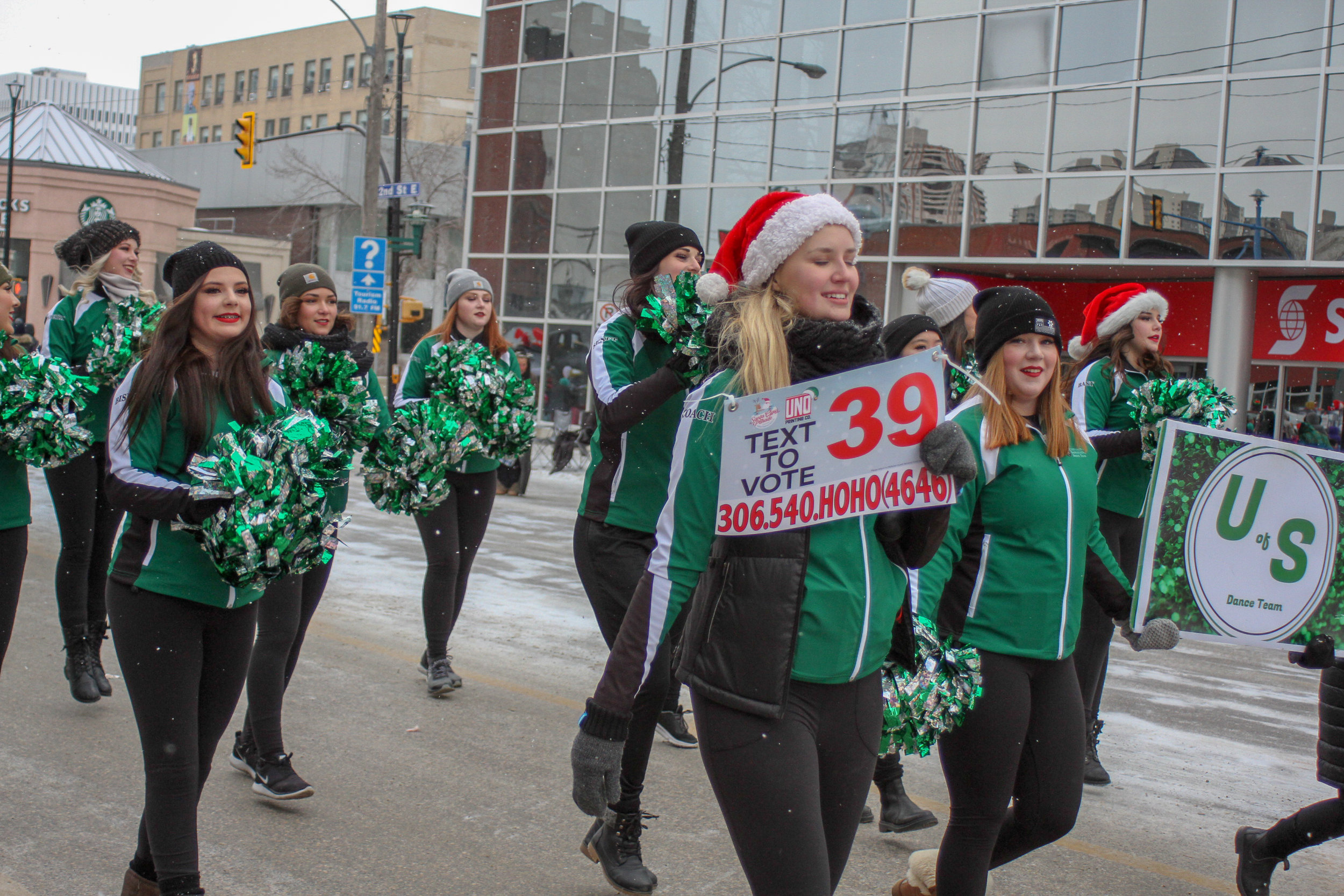 santa clause parade _18-117.jpg