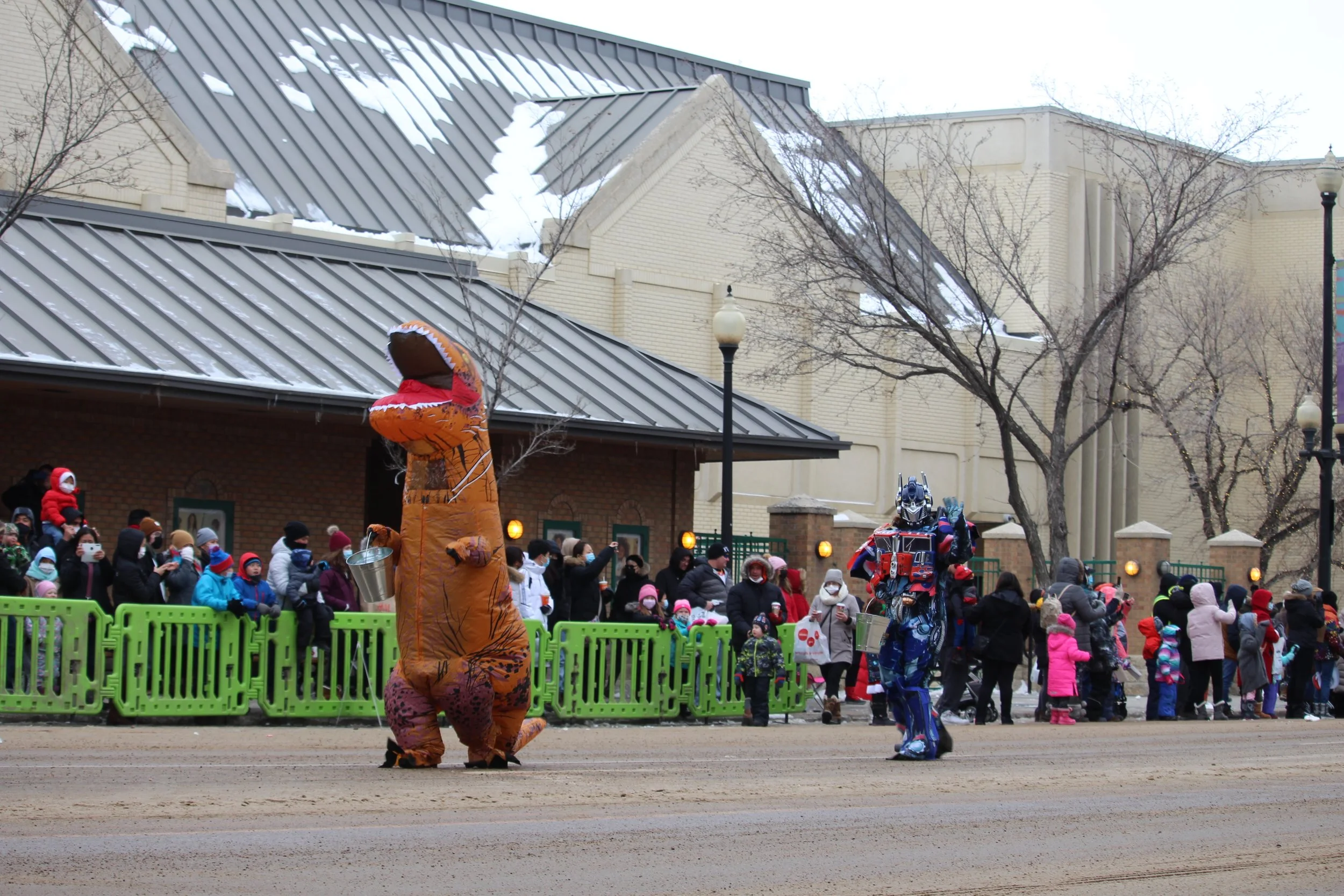 2021 Parade Photos — SASKATOON SANTA CLAUS PARADE