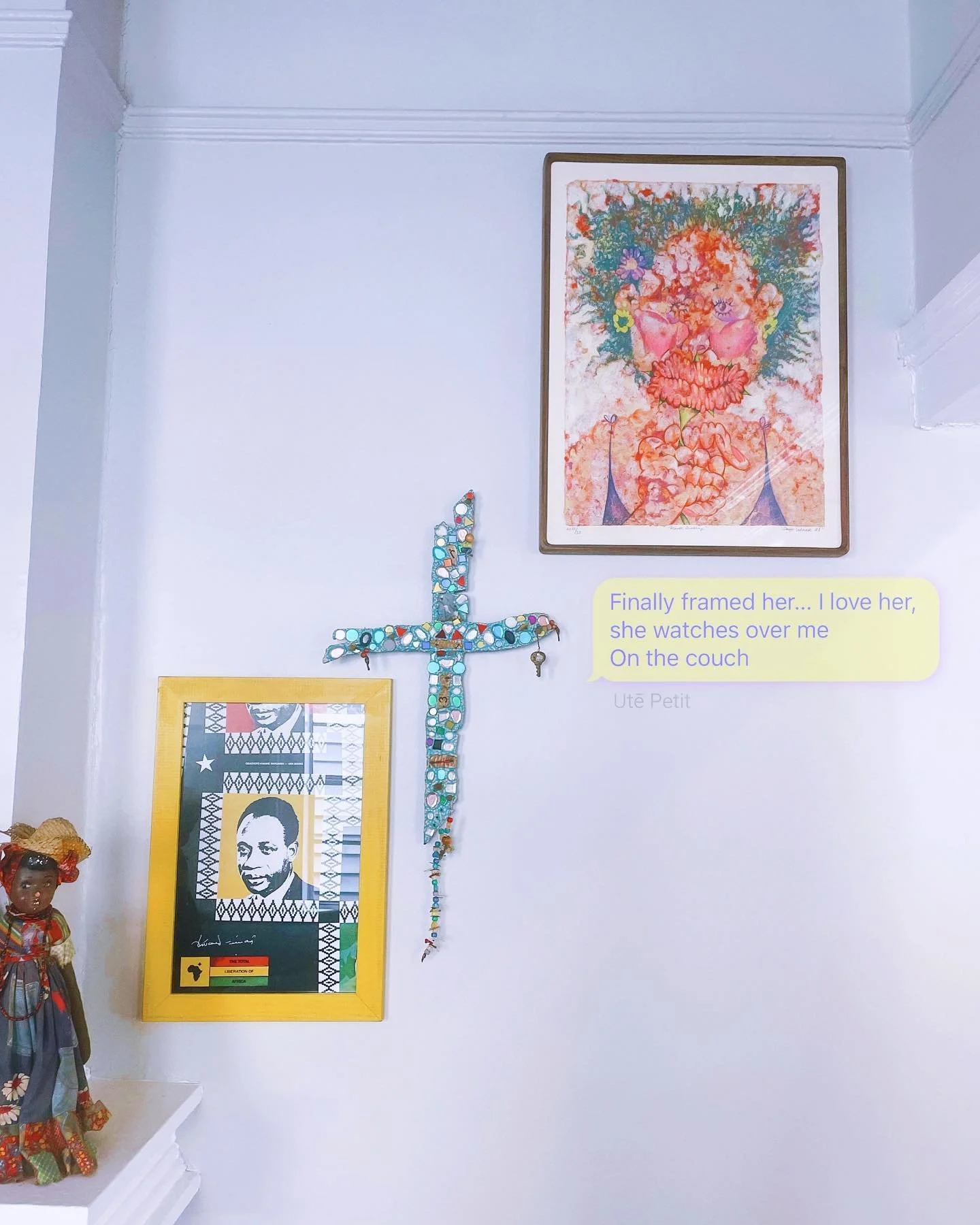 🌺 Flowers for my dear friend Utē &mdash;a truly interdisciplinary visionary, whose first New York Solo closed on Friday. We shape each other in profound ways!

First photo: framed &lsquo;Flower Smelling&rdquo; limited edition print by Skye on Utē&rs